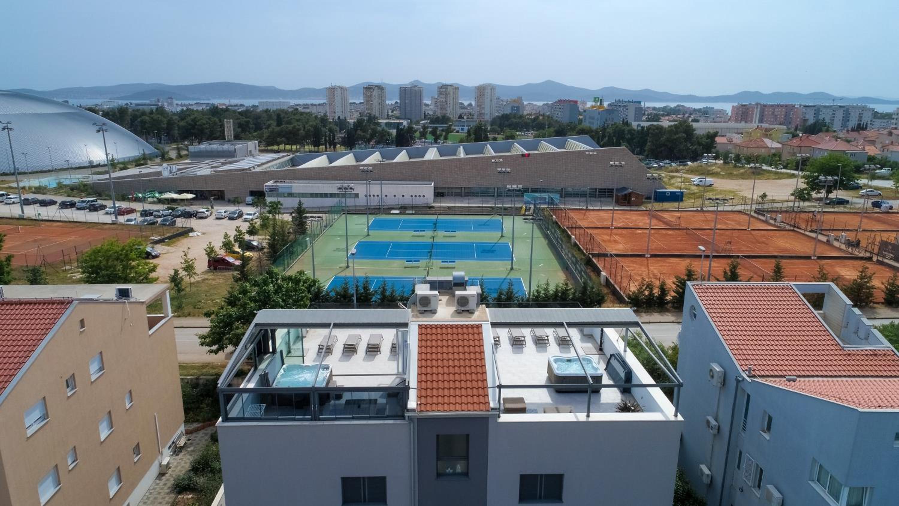 Luxury Majpruz Suites