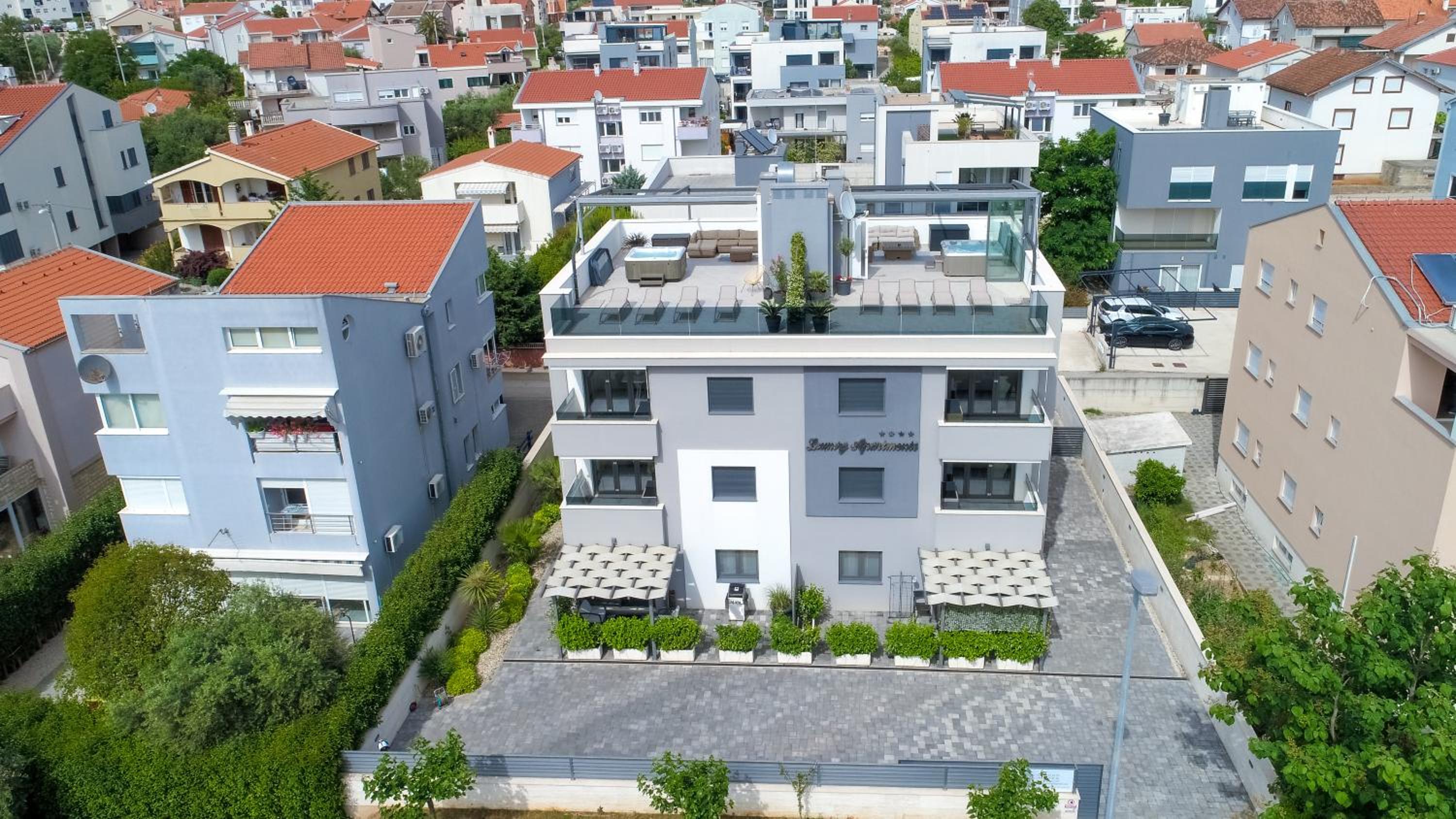 Luxury Majpruz Suites