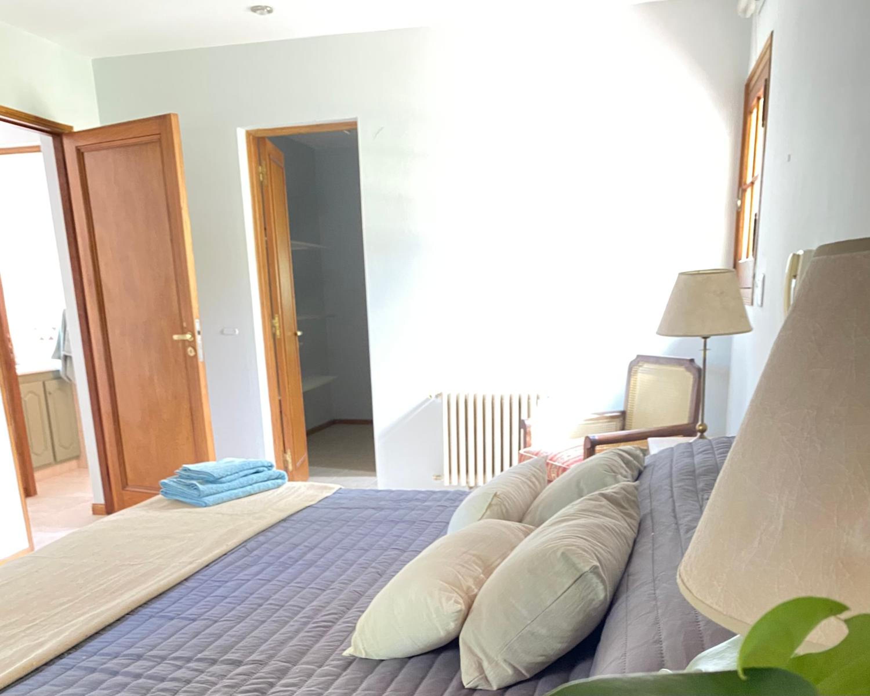 Casa amplia y comoda en exclusiva zona de Chacras de Coria