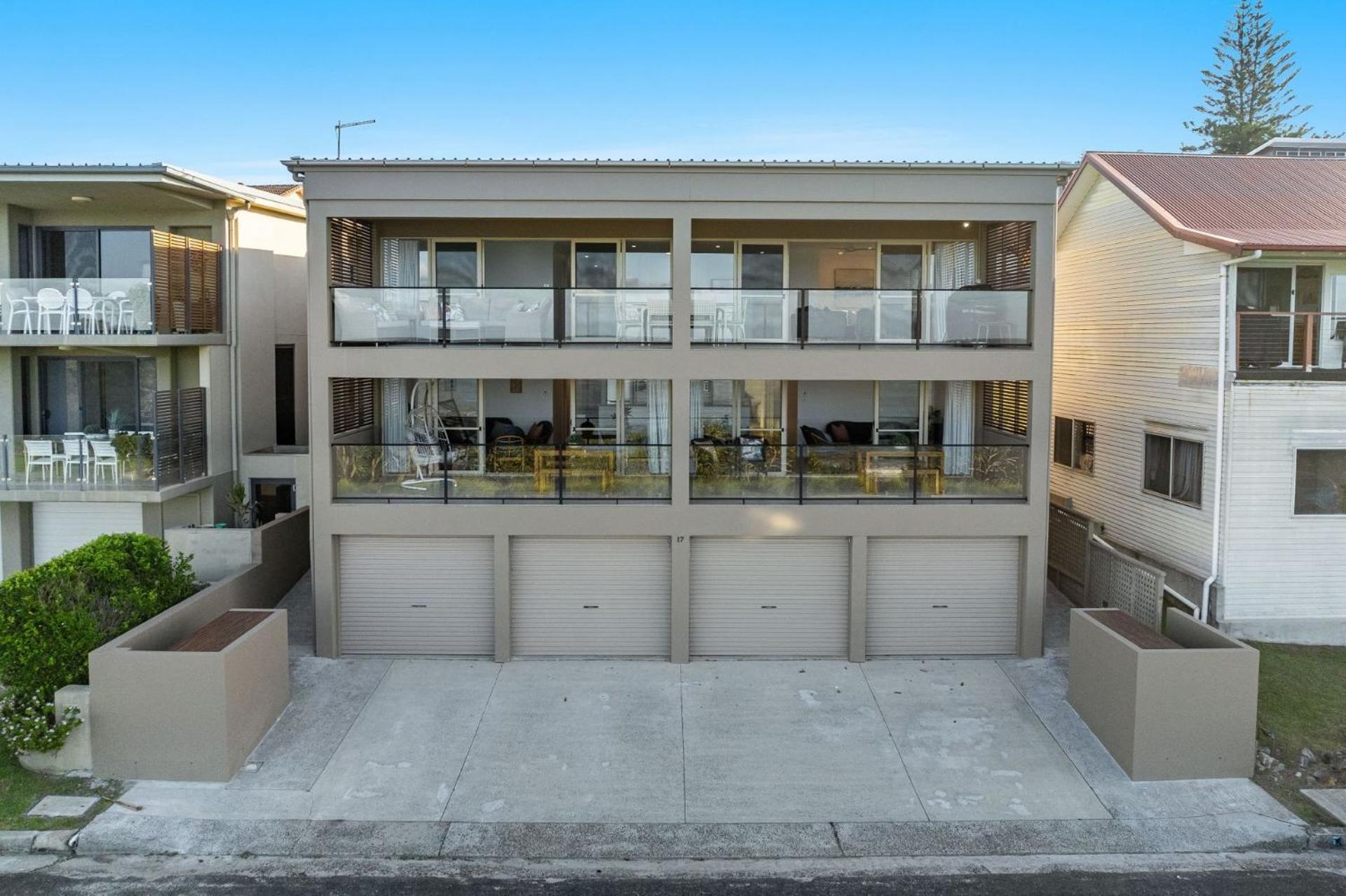 Convent Cove 2 - Ocean Views - Holiday Yamba