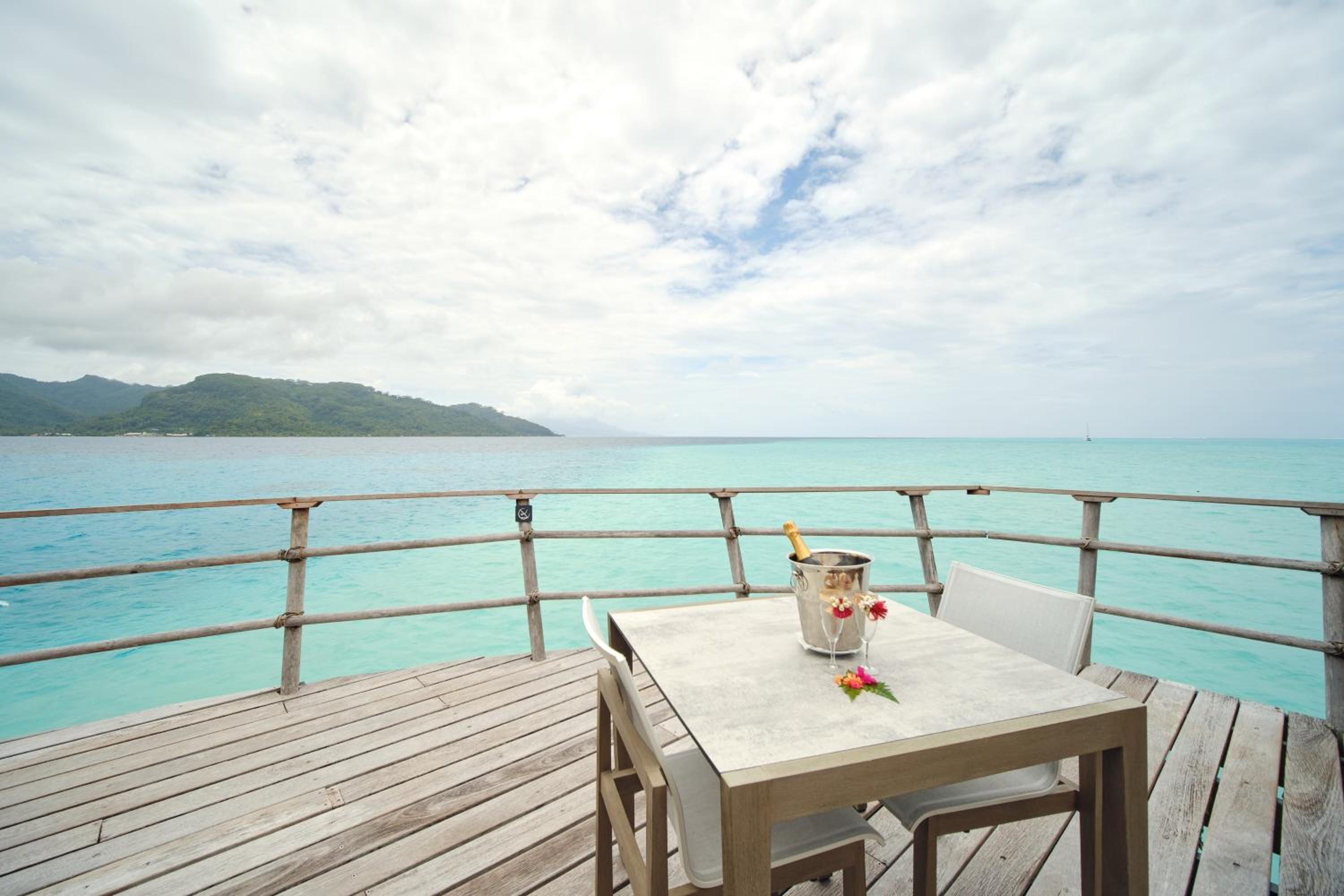 Le Taha'a by Pearl Resorts view 2