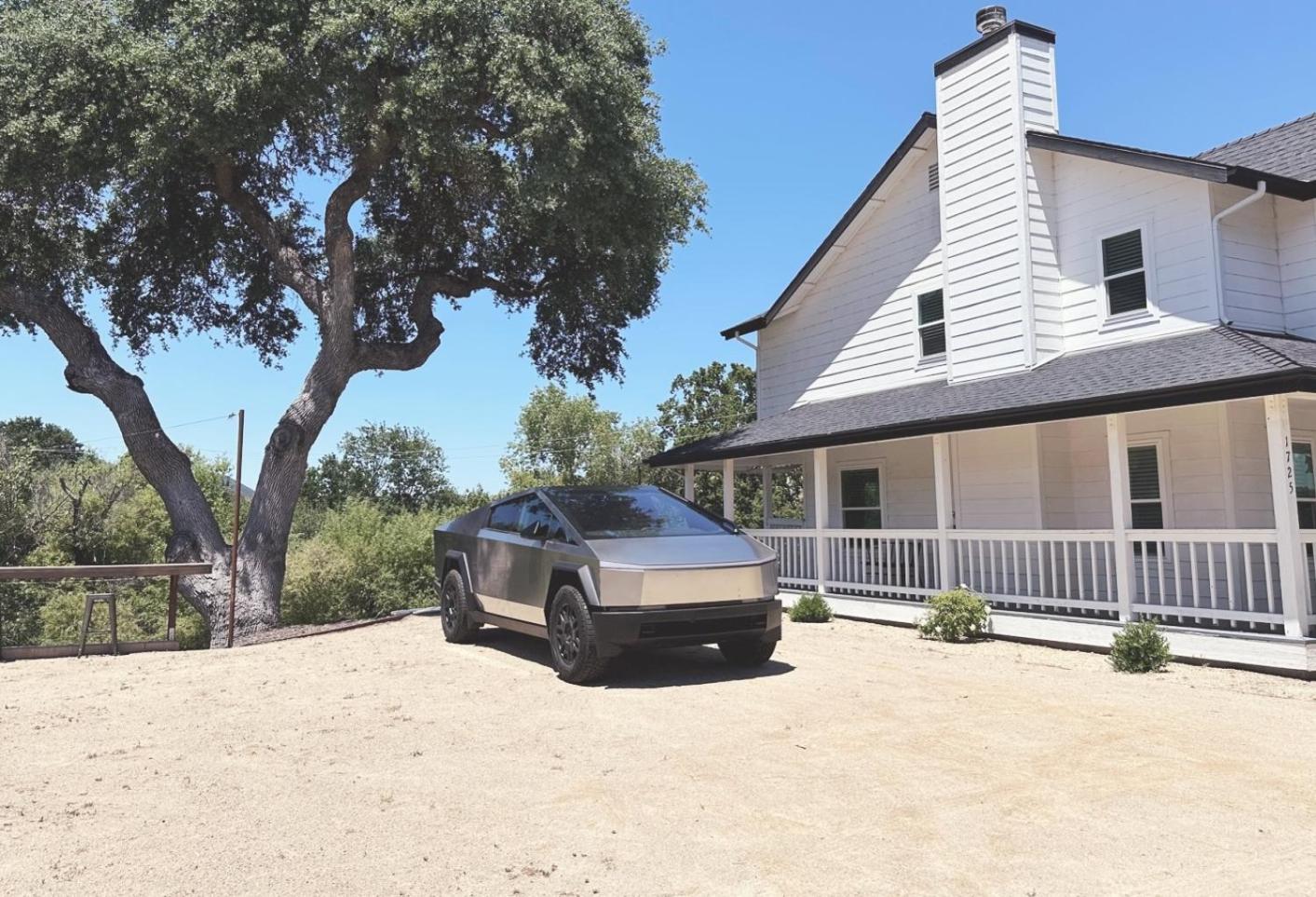 Paso Wine Country Farmhouse with Pool, Spa, Game Room view 3