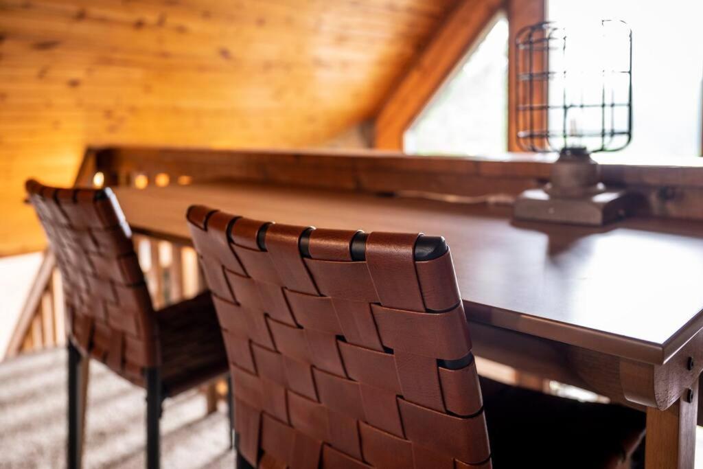 July Summer Specials, Minutes to parkway view 2