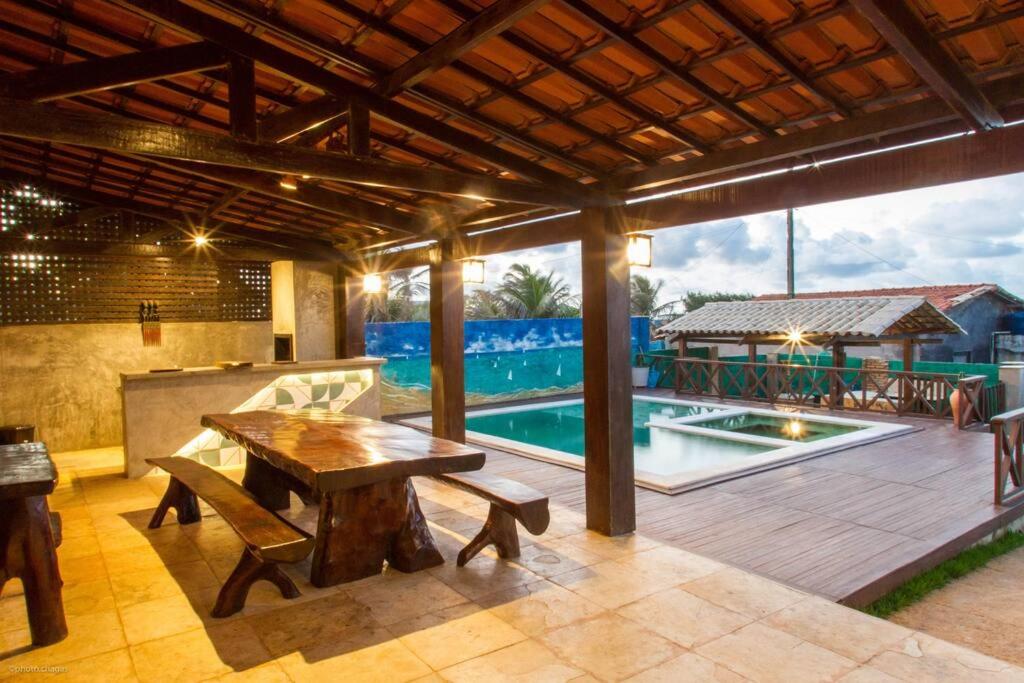 Casa duplex em frente ao mar