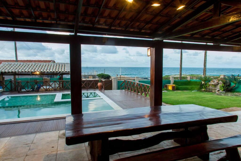 Casa duplex em frente ao mar