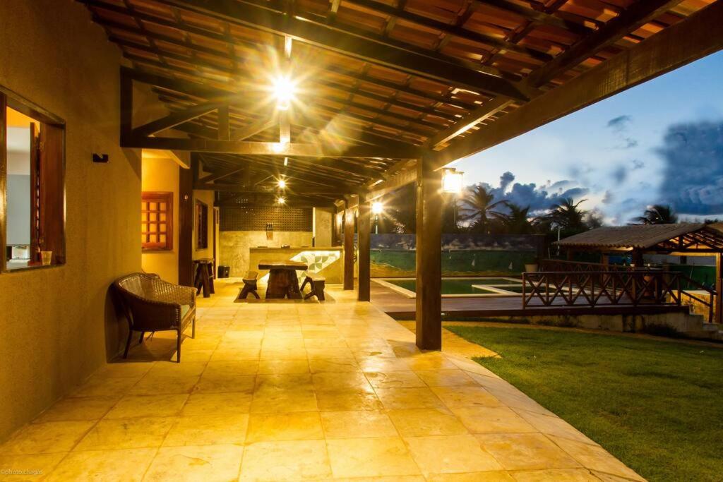 Casa duplex em frente ao mar