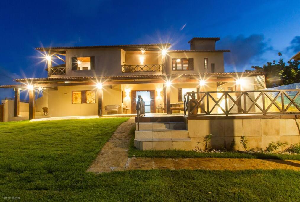 Casa duplex em frente ao mar