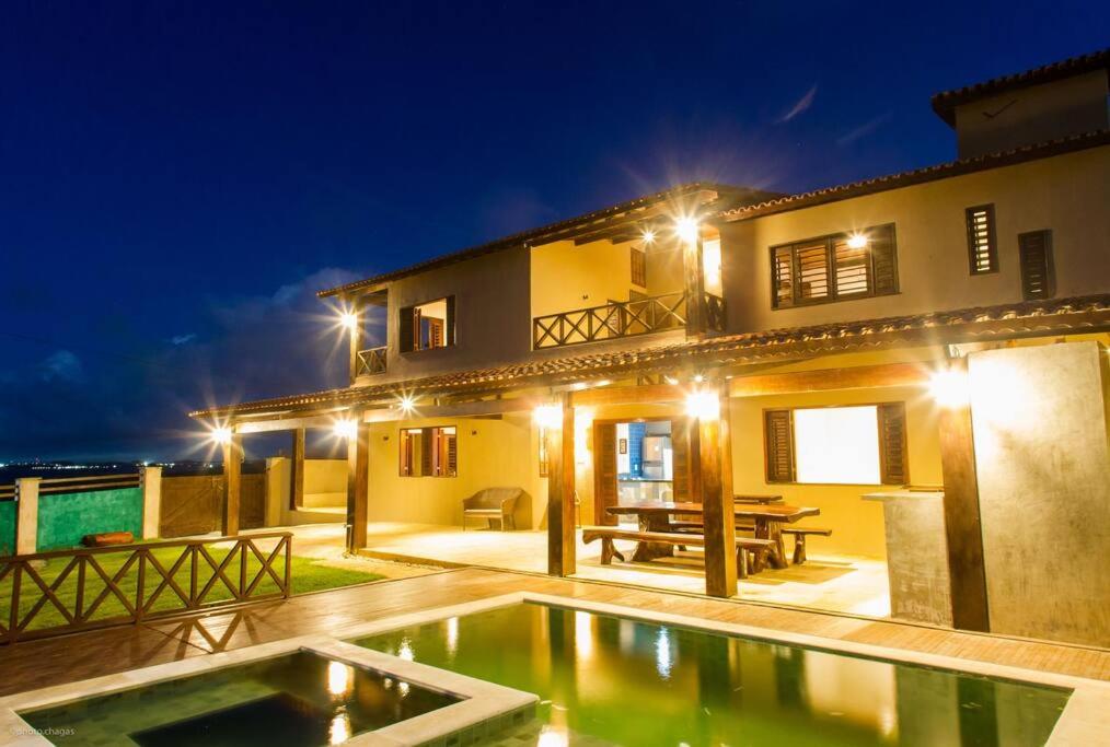 Casa duplex em frente ao mar