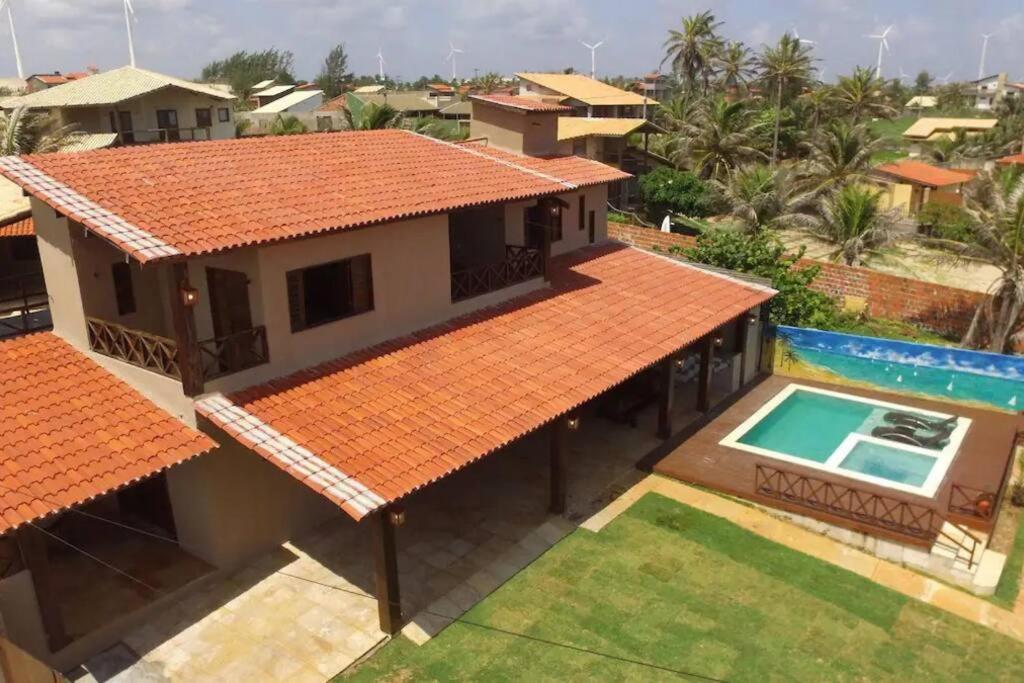 Casa duplex em frente ao mar