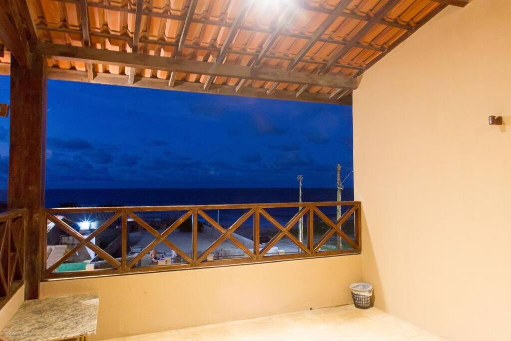 Casa duplex em frente ao mar