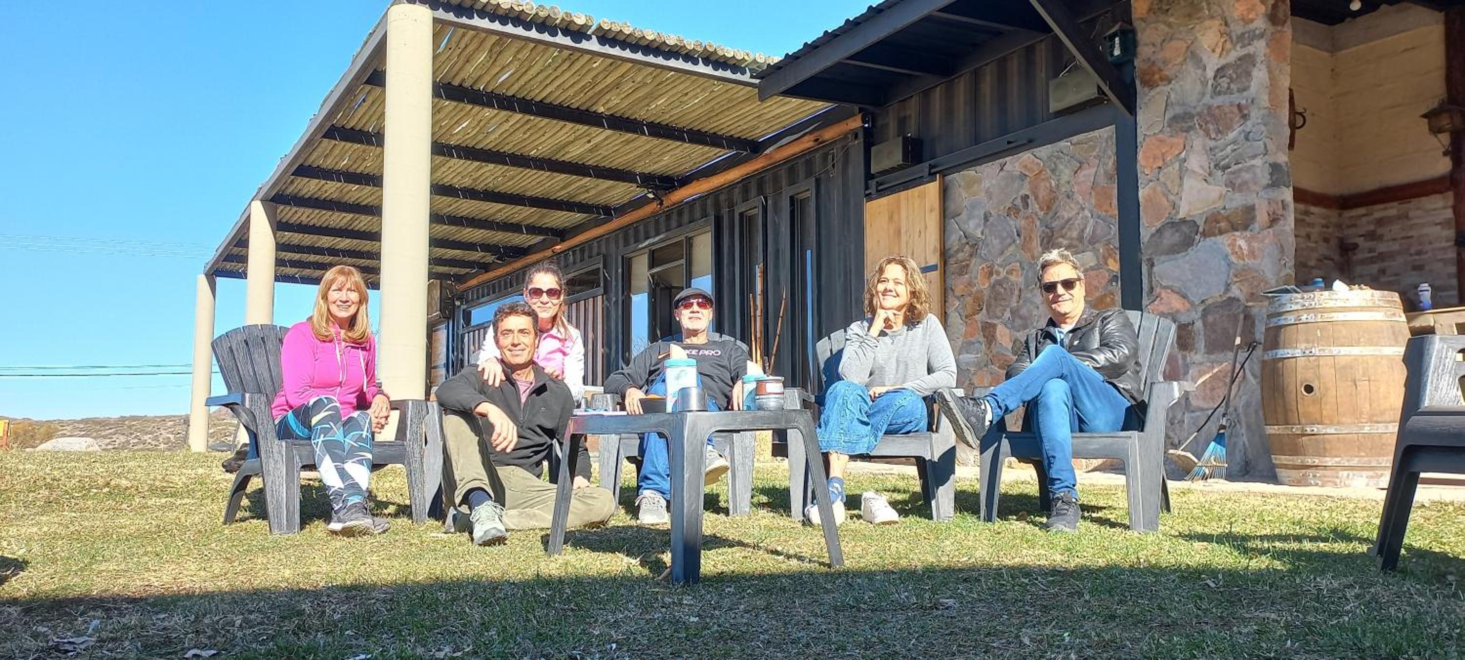 Base Manzano