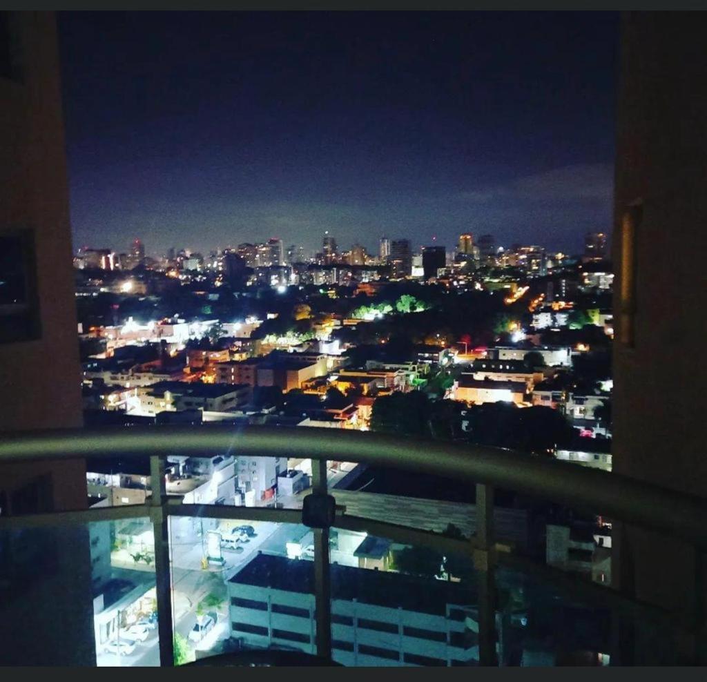 Spectacular Condominium between the city and the sea