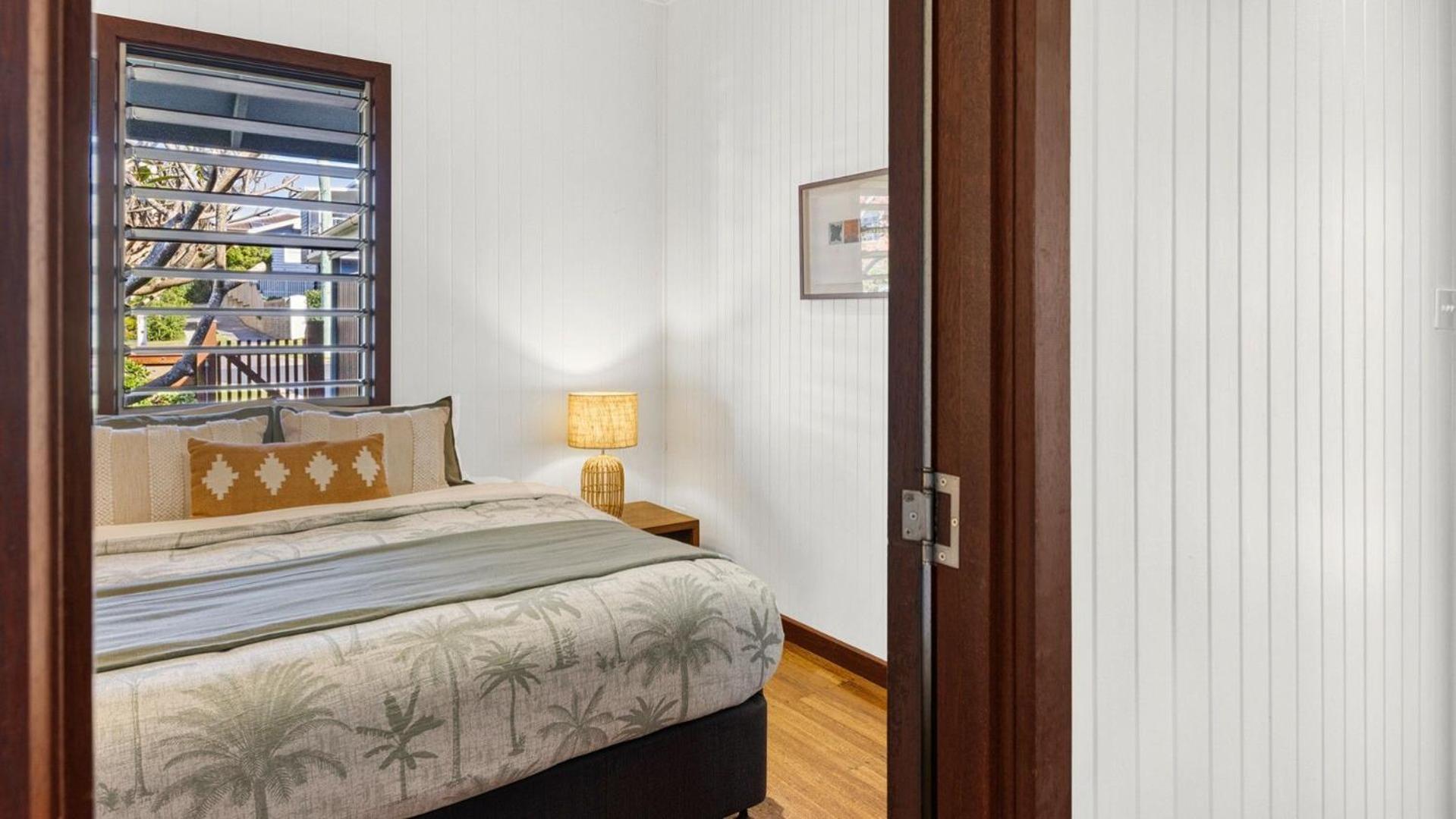 Allawah Cottage - Historic Beachside Retreat - Holiday Yamba
