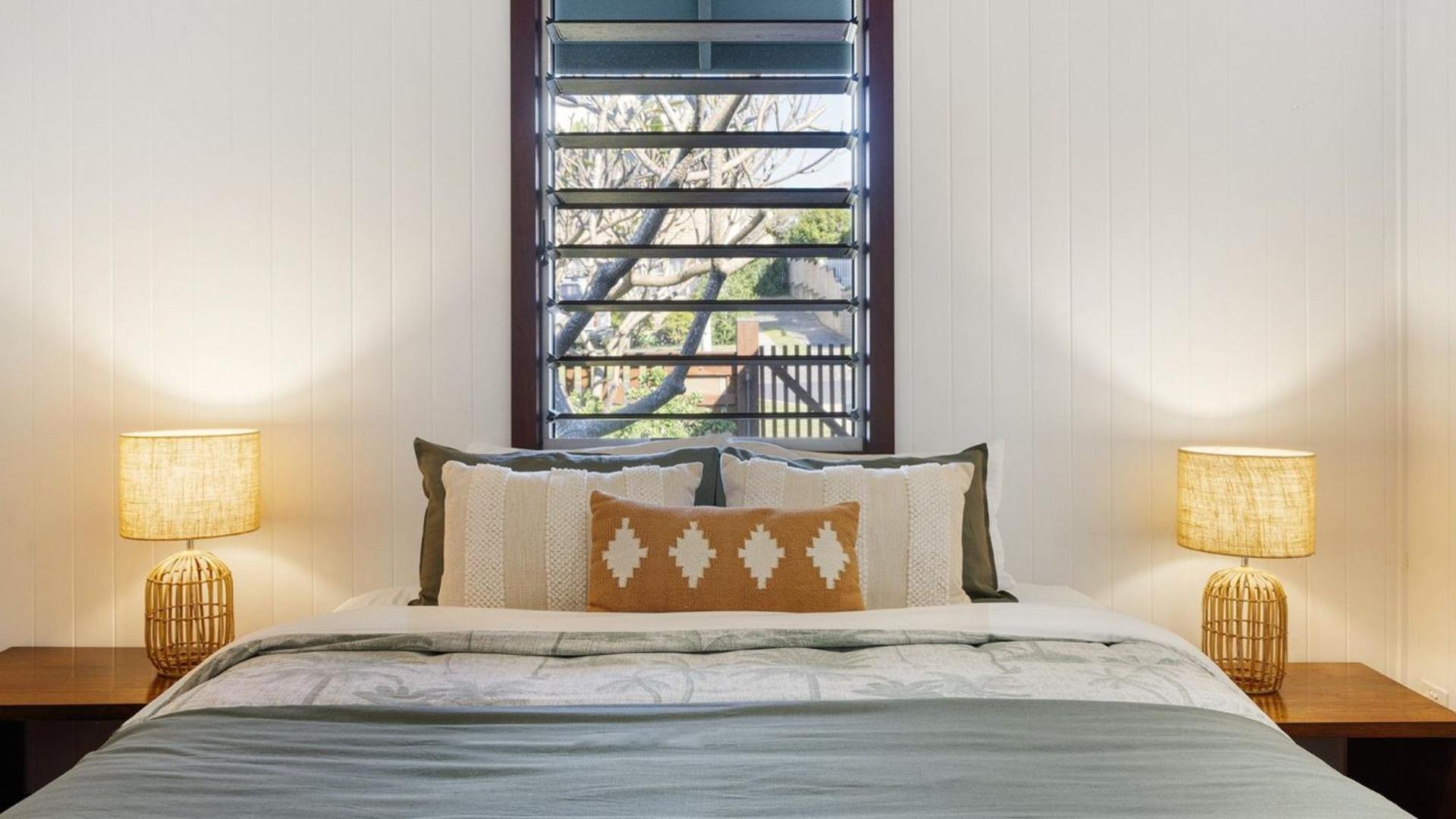Allawah Cottage - Historic Beachside Retreat - Holiday Yamba