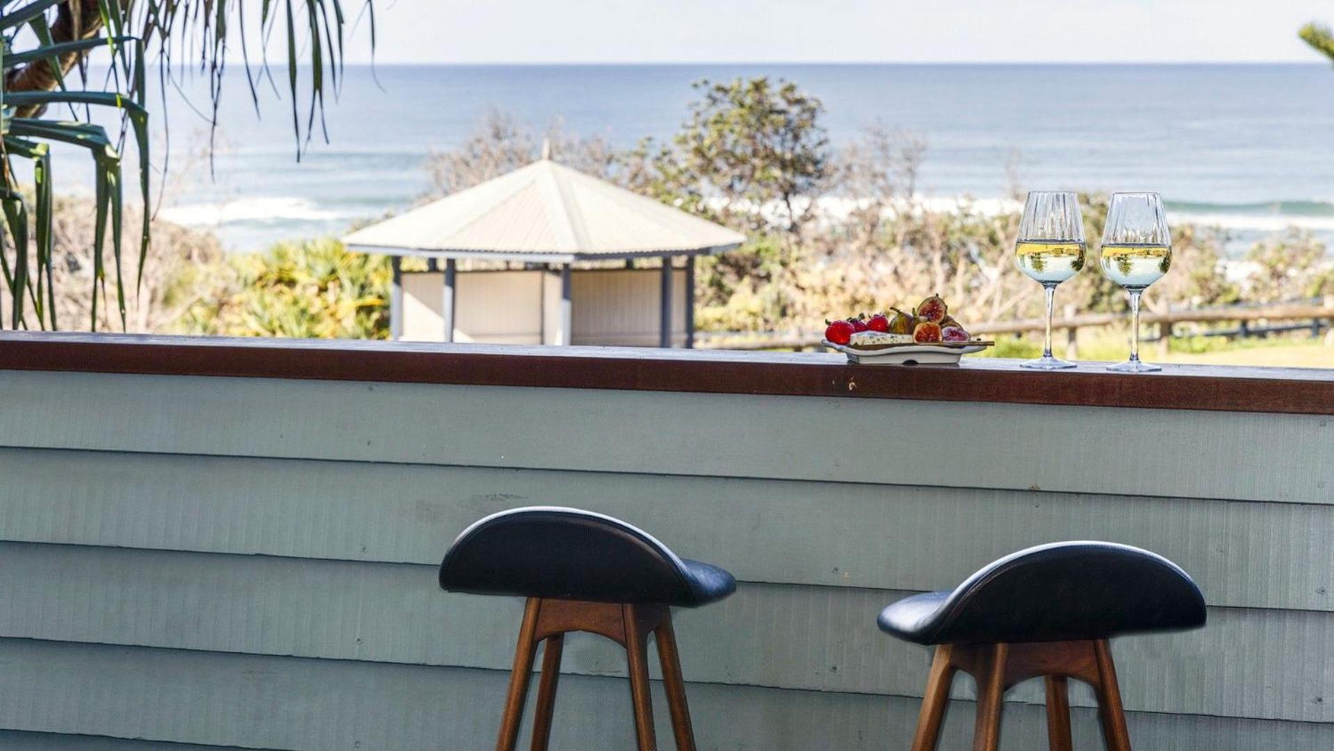Allawah Cottage - Historic Beachside Retreat - Holiday Yamba