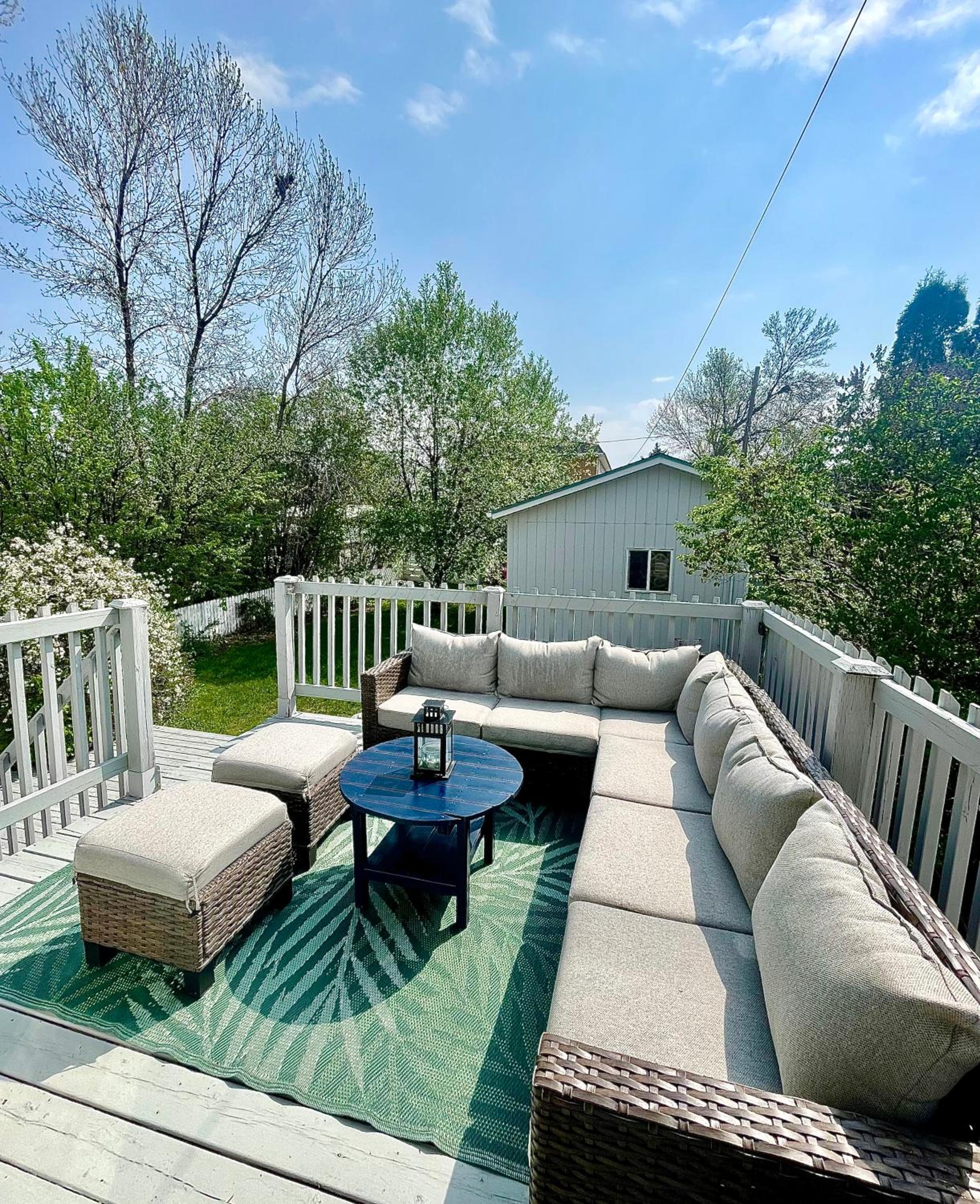 2-Bedroom Suite in the Heart of Downtown