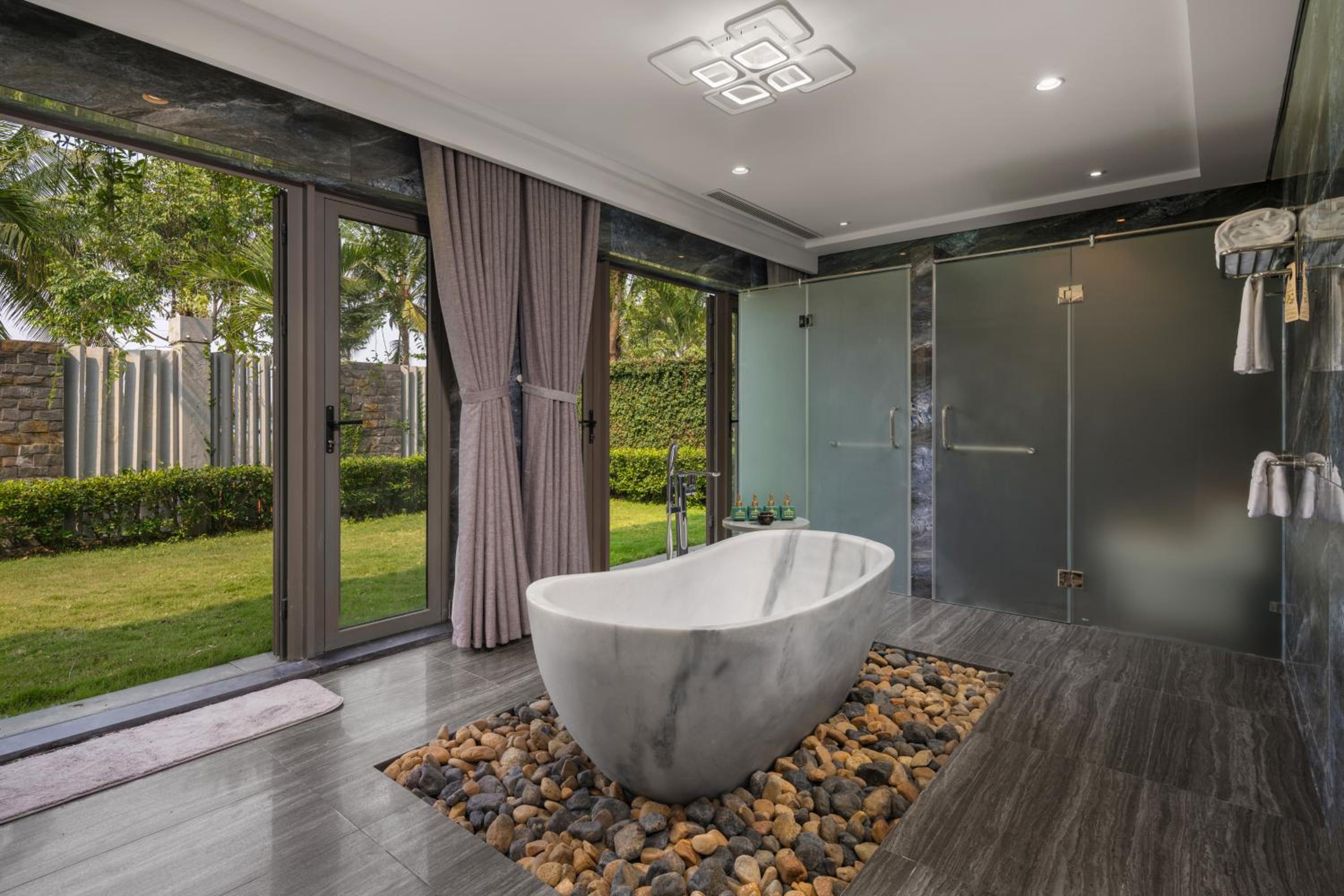 Silk Sense Hoi An River Resort - Green Luxury Escape