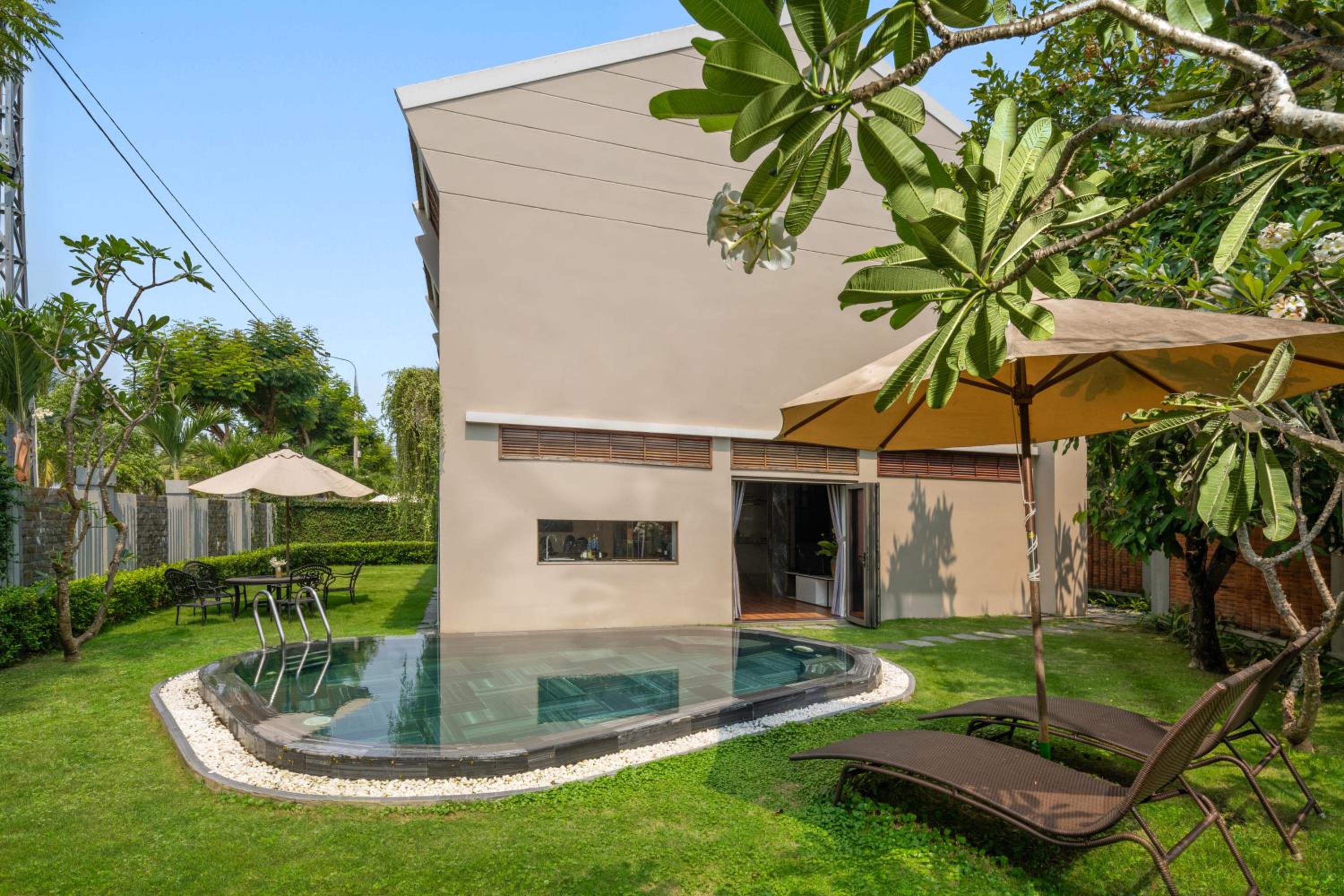 Silk Sense Hoi An River Resort - Green Luxury Escape
