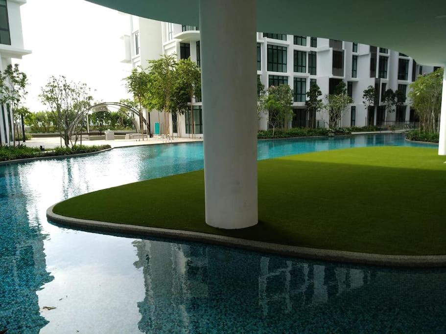 H2O studio near Subang Airport photo 3