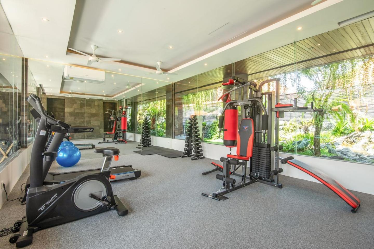 Exquisite 5BR Villa Premier Luxury in Seminyak