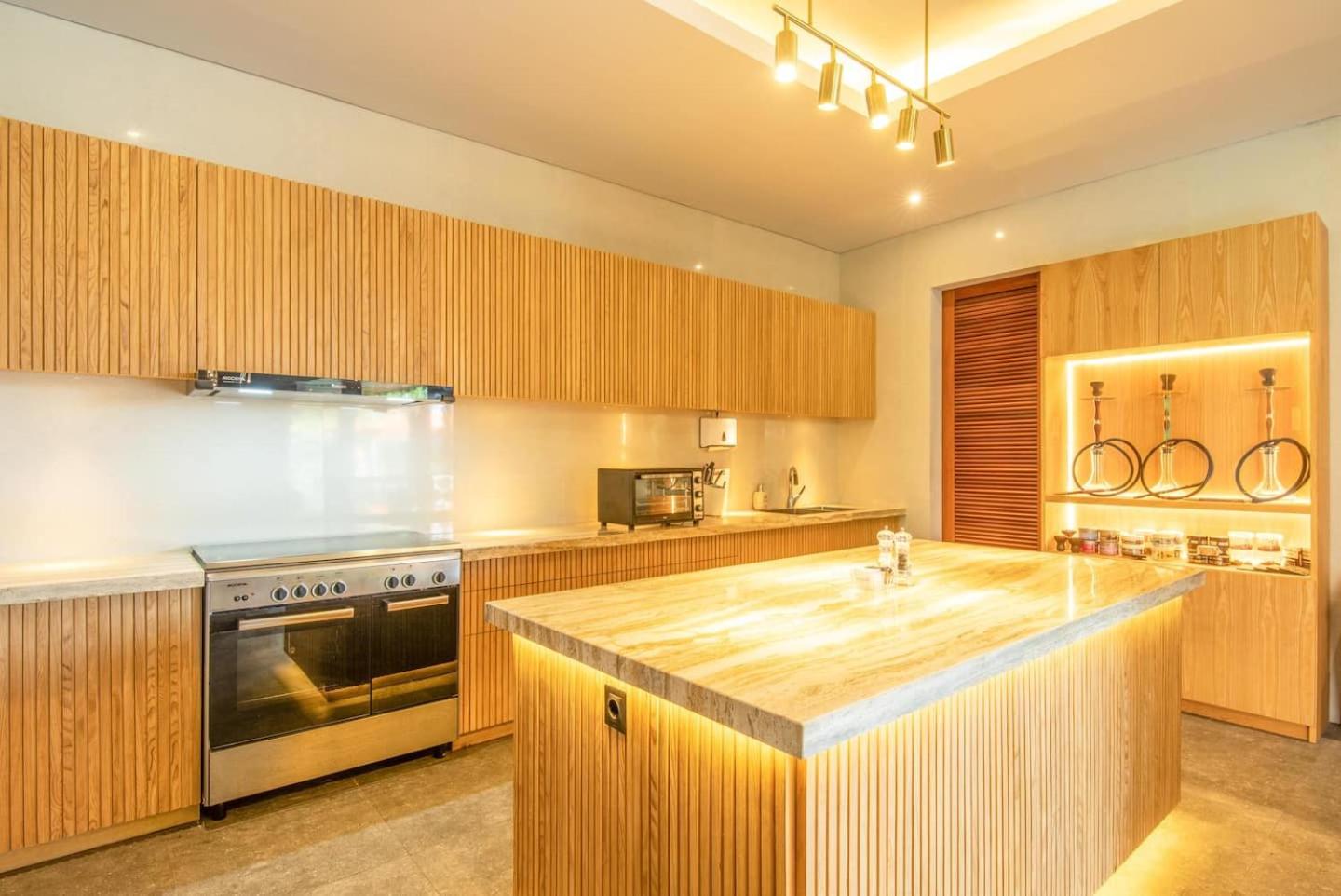 Exquisite 5BR Villa Premier Luxury in Seminyak