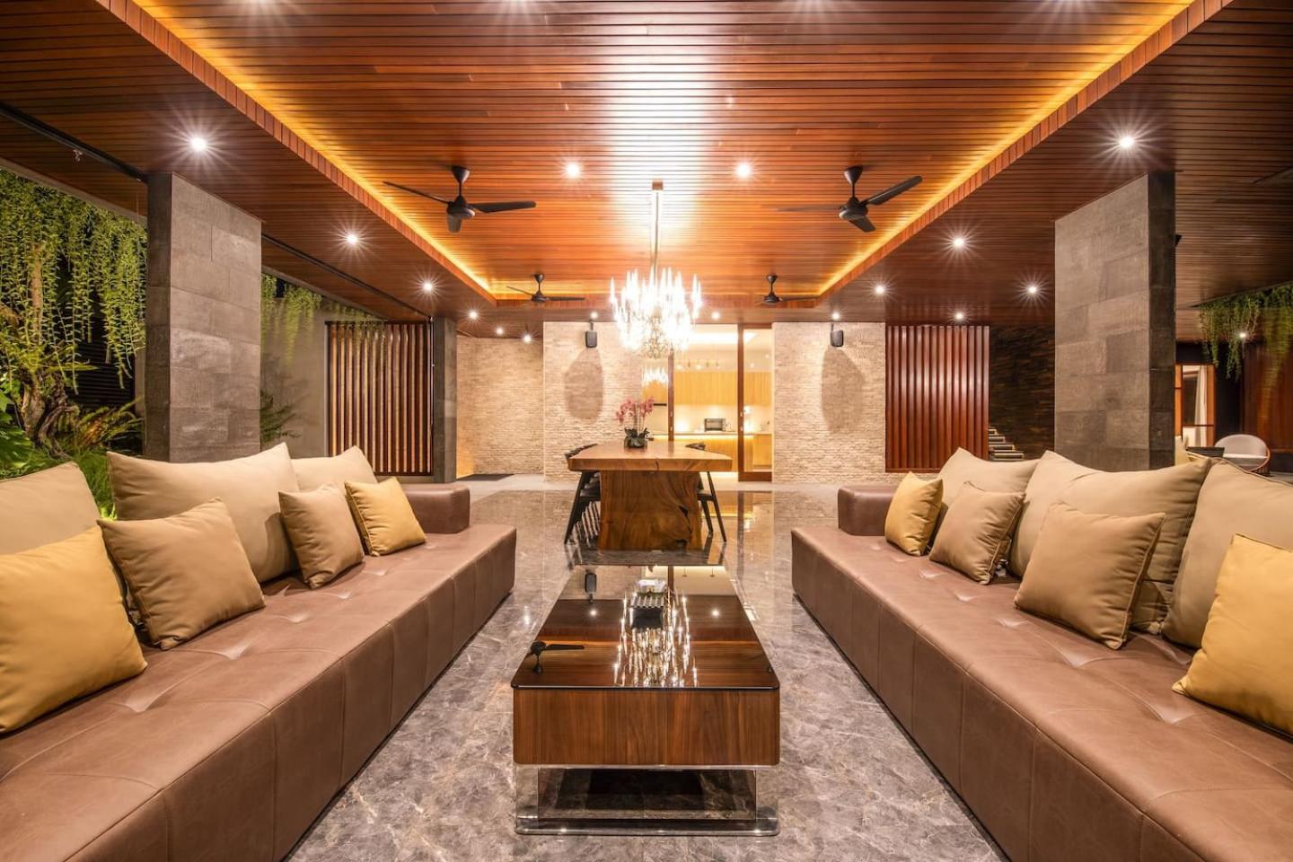 Exquisite 5BR Villa Premier Luxury in Seminyak