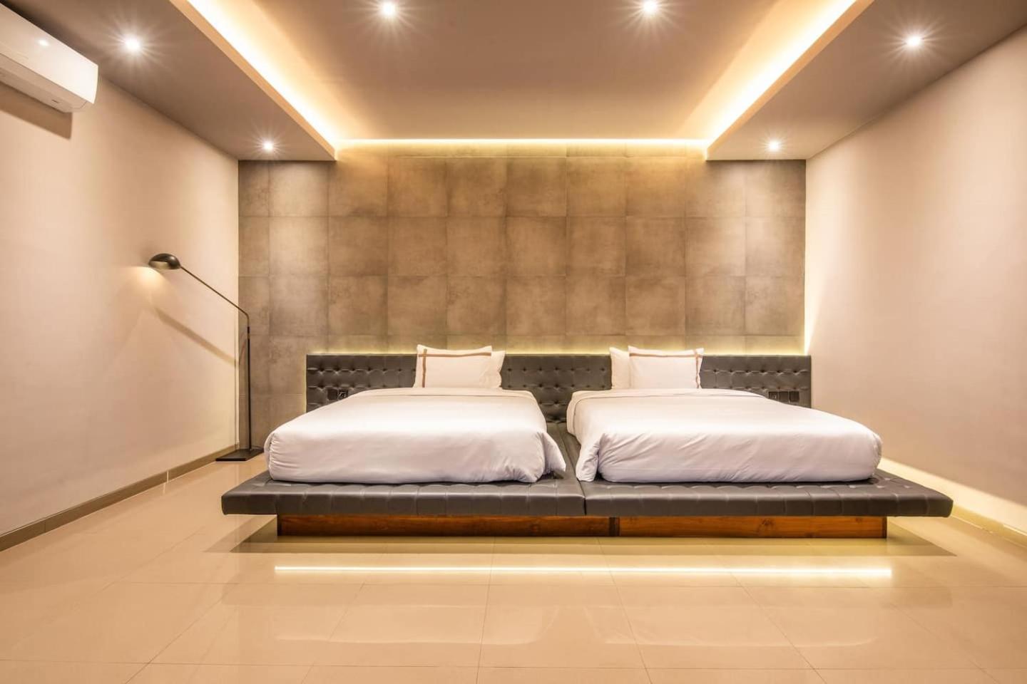 Exquisite 5BR Villa Premier Luxury in Seminyak