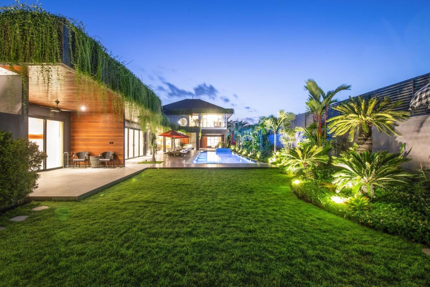 Exquisite 5BR Villa Premier Luxury in Seminyak