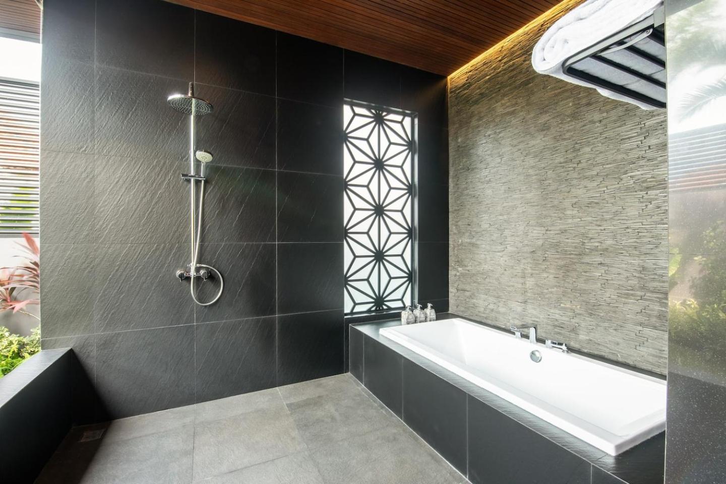 Exquisite 5BR Villa Premier Luxury in Seminyak