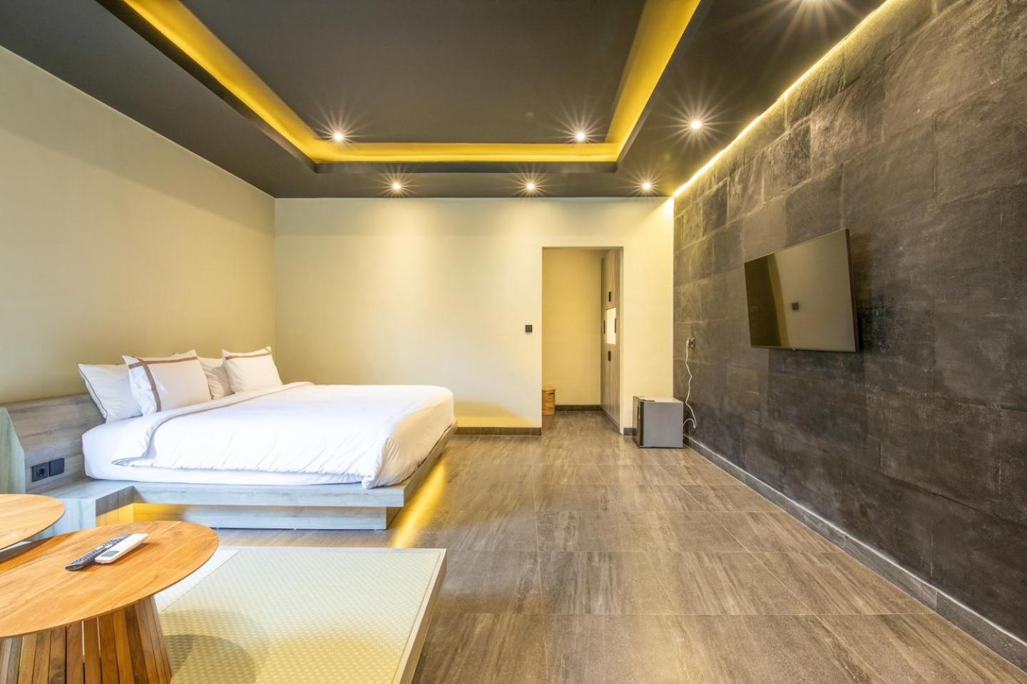 Exquisite 5BR Villa Premier Luxury in Seminyak