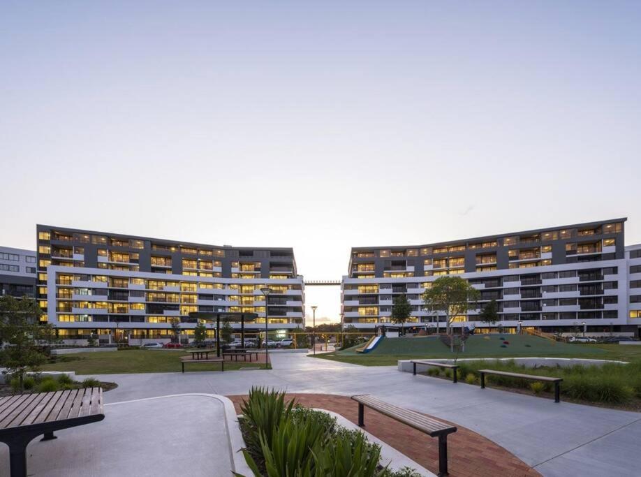 Scenic Skyline view2BR APT close to OlympicPark