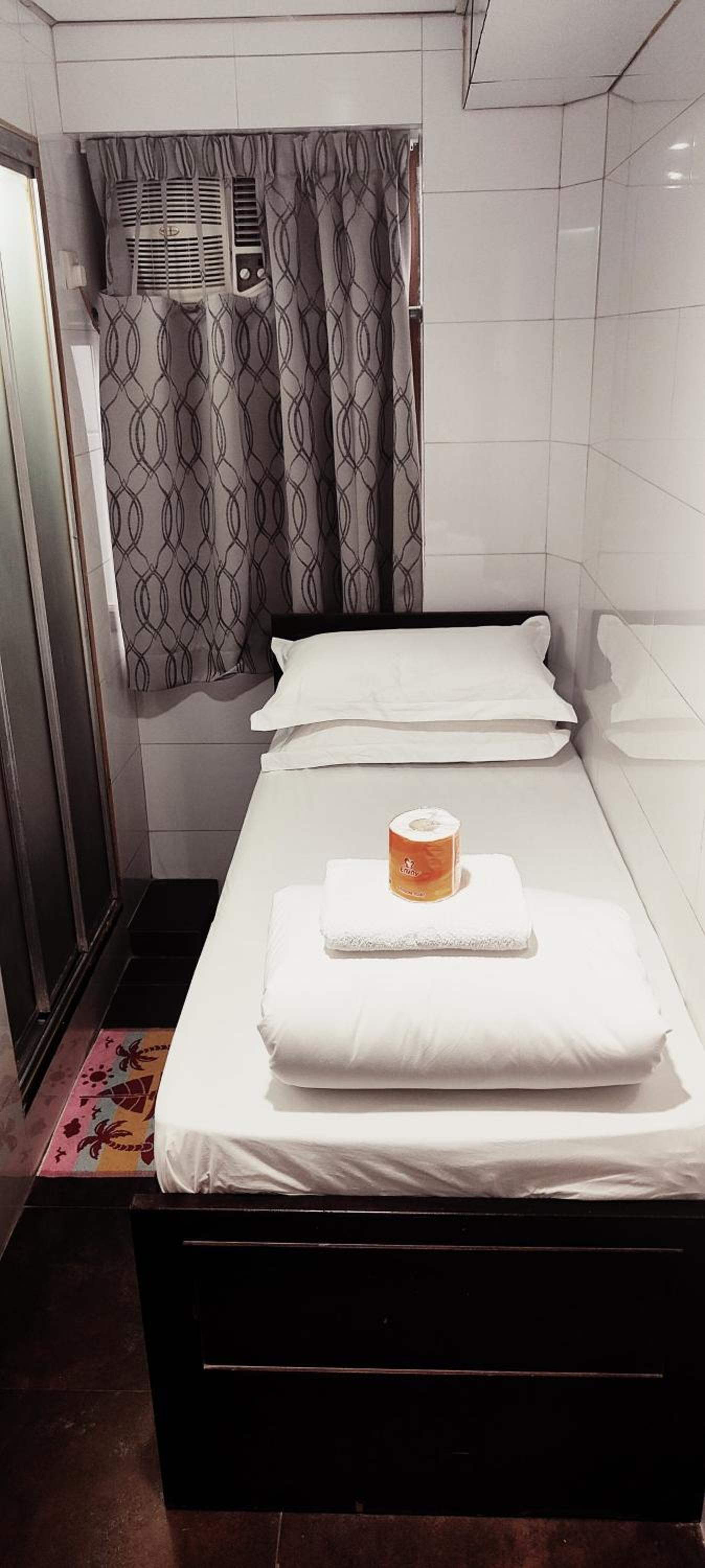 Four Seasons Hostel
