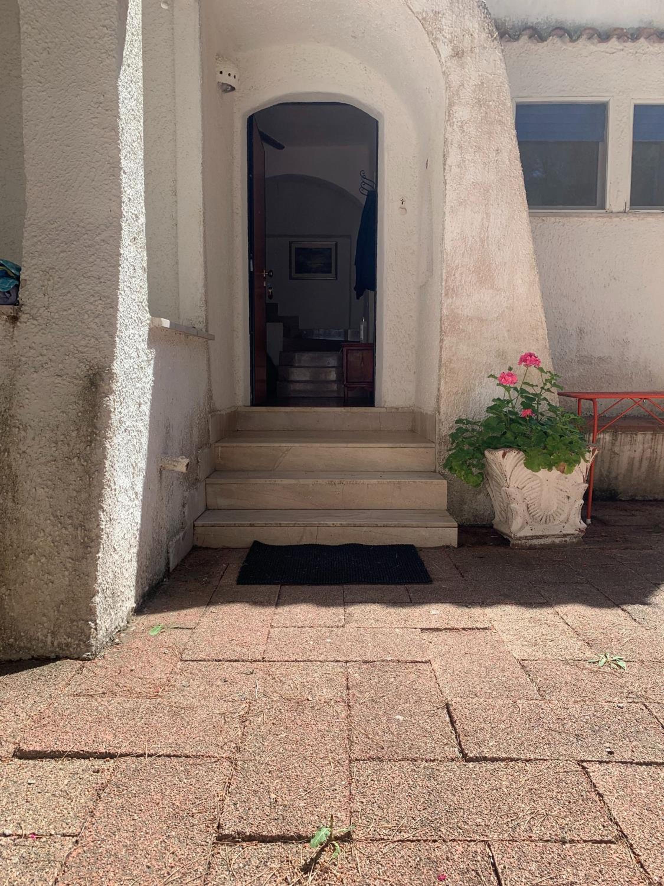 Splendid detached villa, near the sea view 4