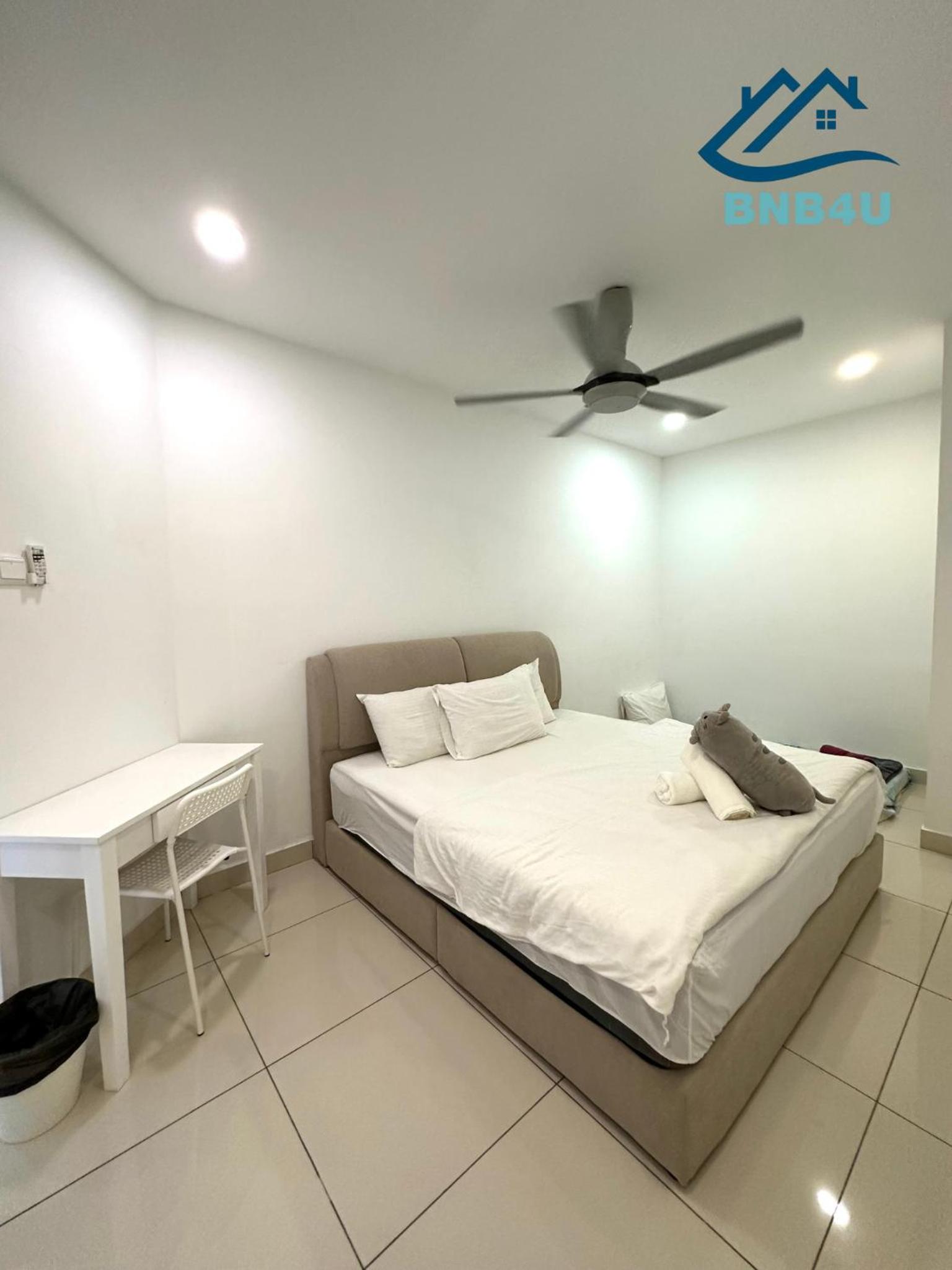 Mansion One 2BR Suite By IZ photo 2