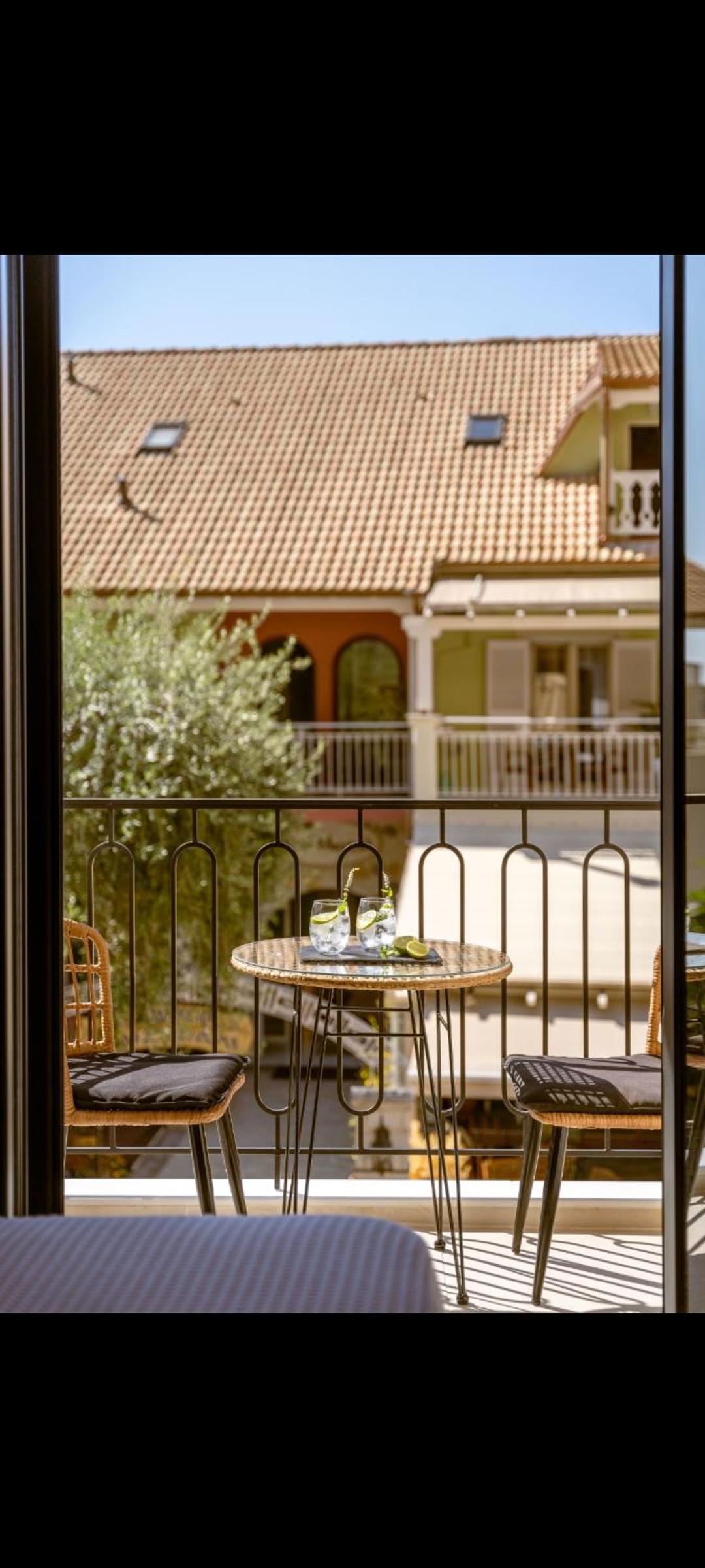 AZ LUXURY APARTMENTS