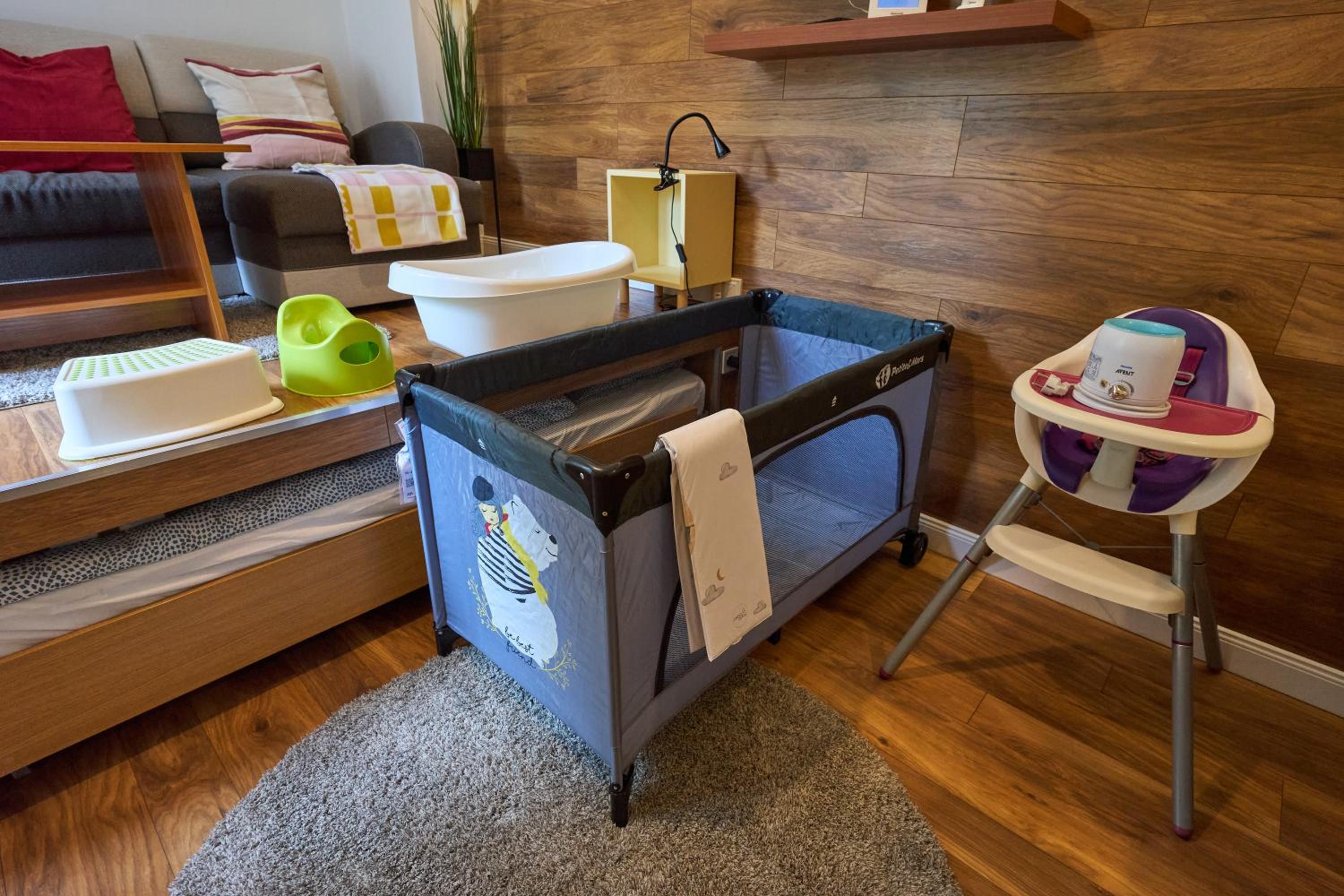 Giselle Apartment with Private Parking