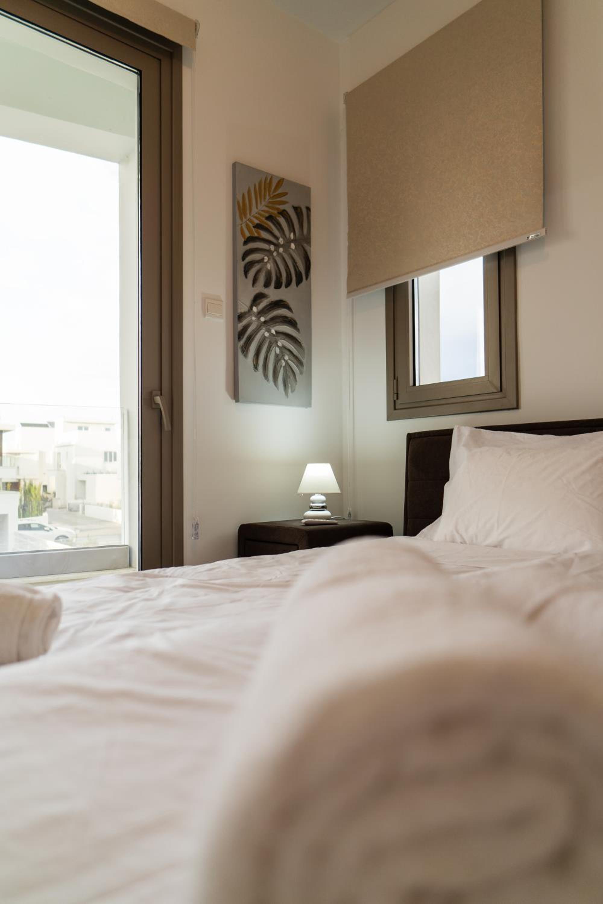 Hubstay - Seaview Villa Oriana in Larnaca