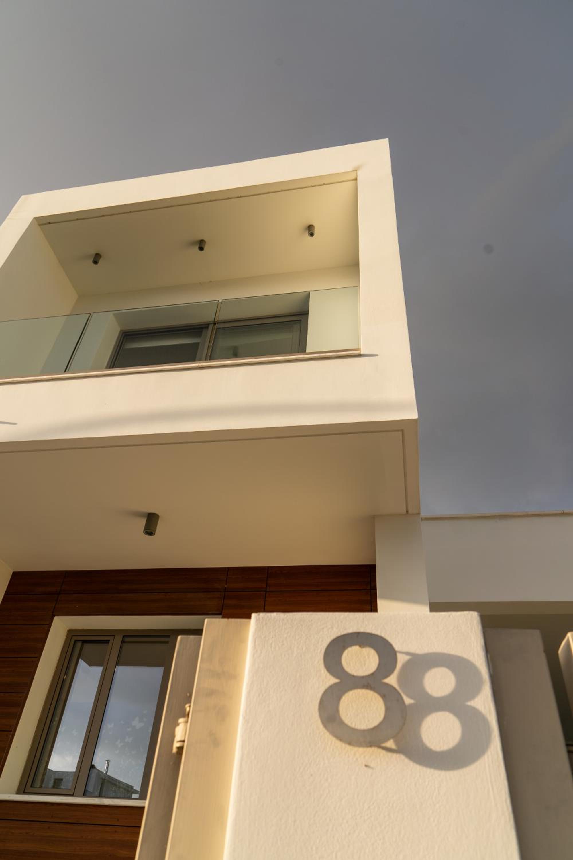 Hubstay - Seaview Villa Oriana in Larnaca