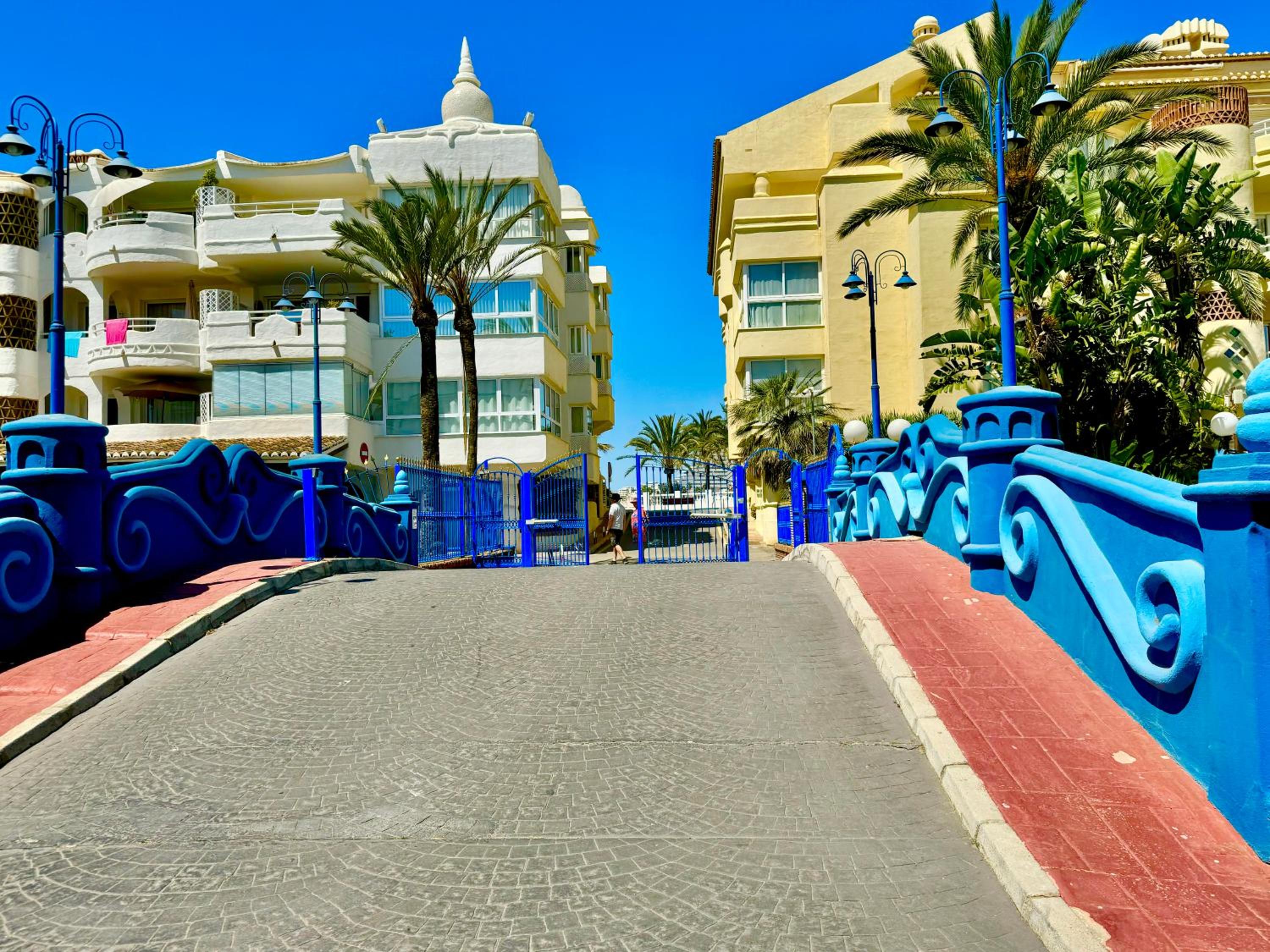 Luxe Appartement in de jachthaven van Benalmadena, provincie Malaga, Costa del Sol view 4