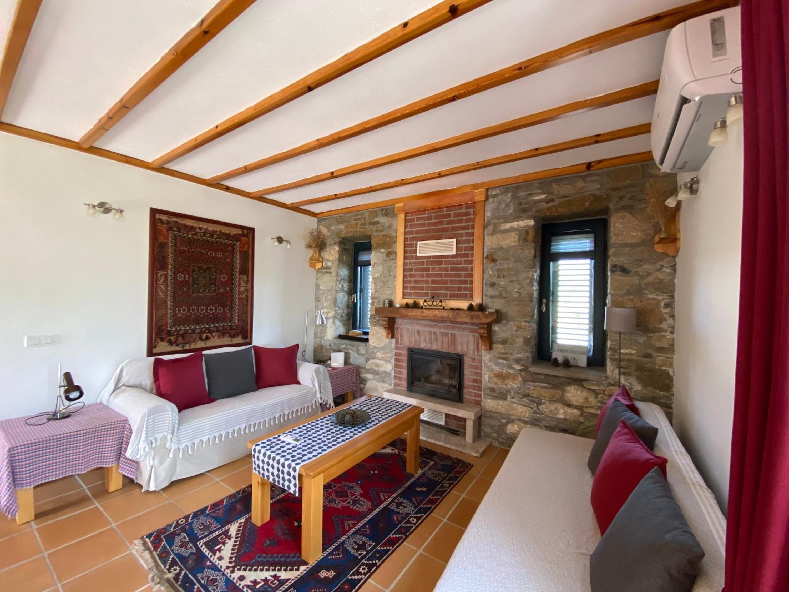 Lamin House