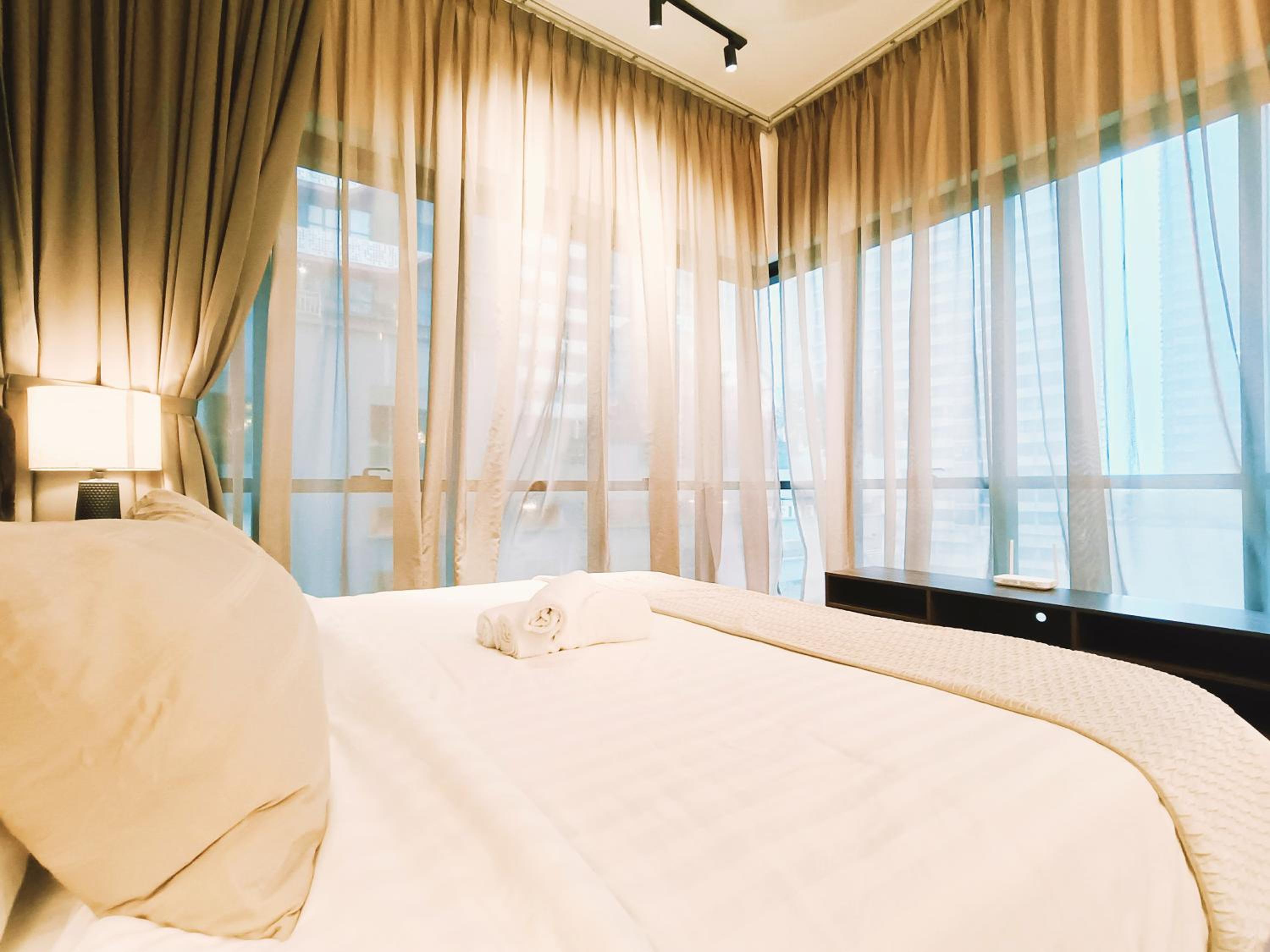 7 Kuala Lumpur City for 4 to 12 PAX of 4 BEDROOMS and 3 BATHROOMS near KLCC