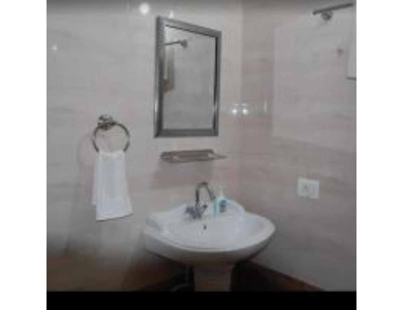 Photo 35