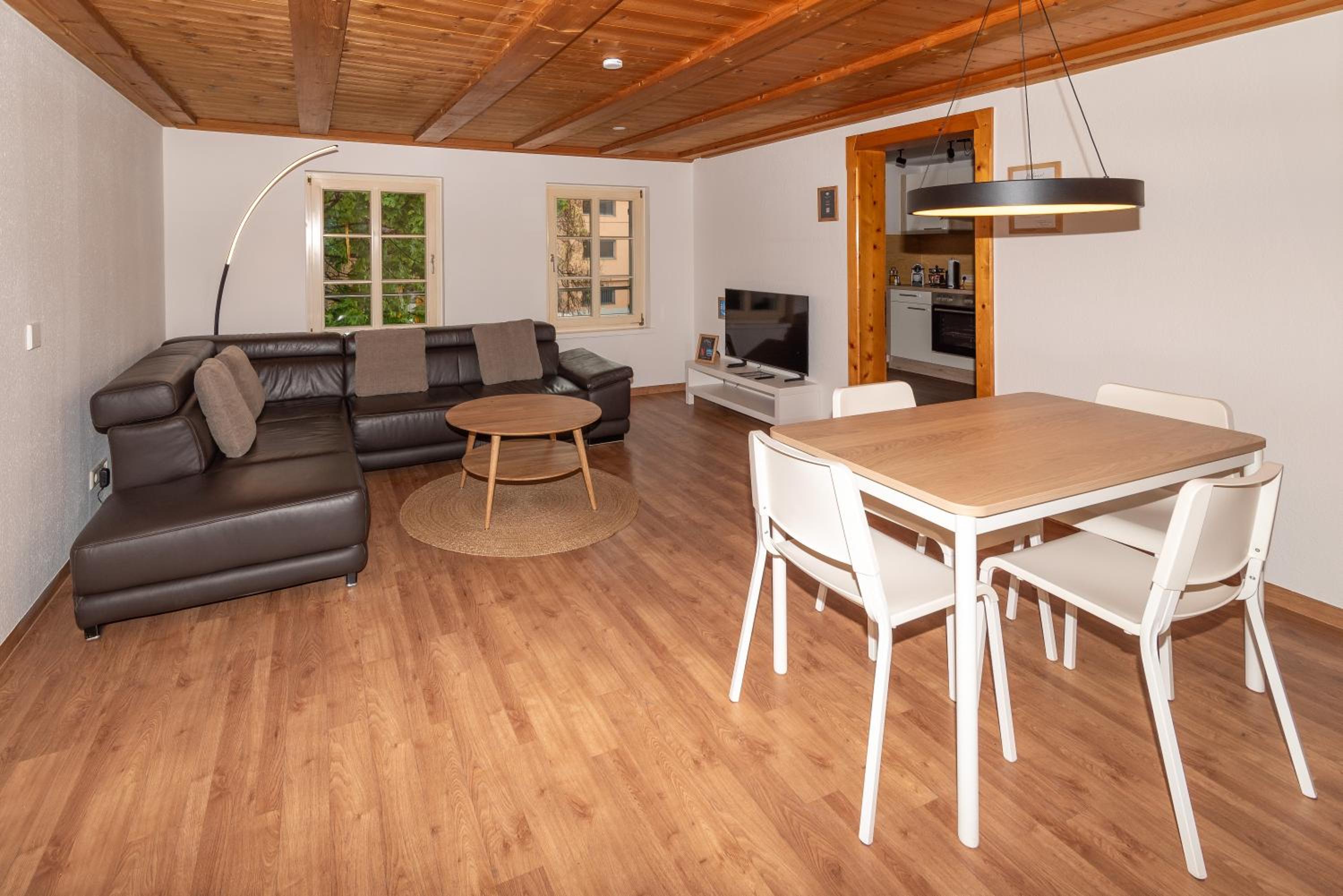 Crimson Cottage Apartments