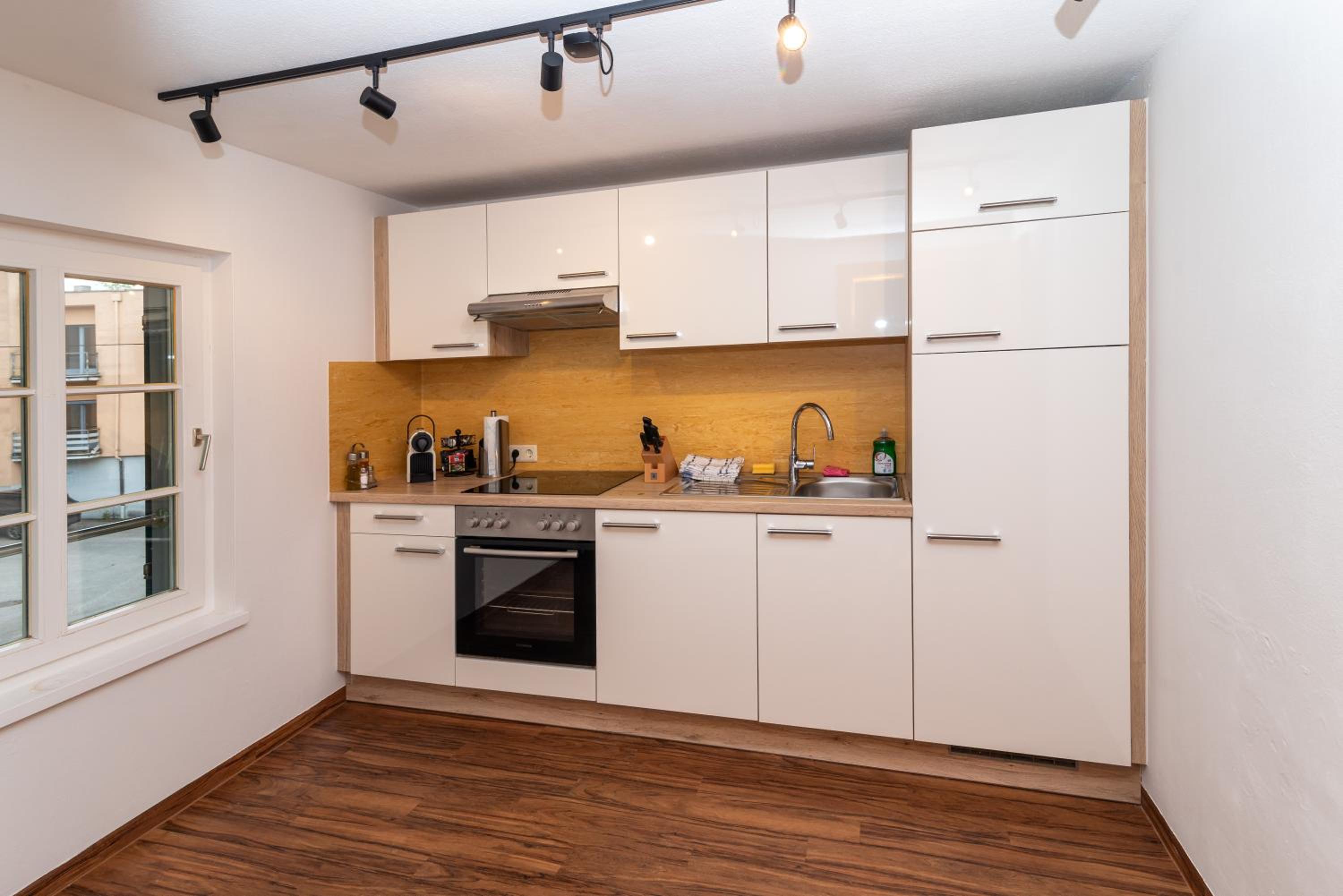 Crimson Cottage Apartments