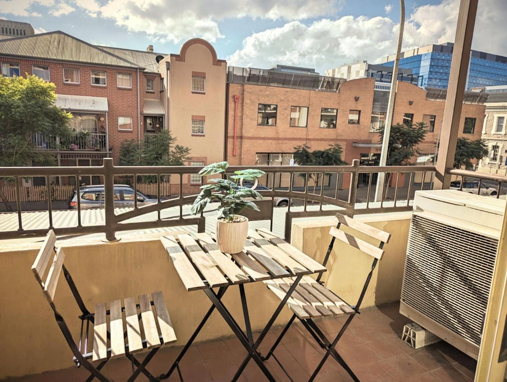 2BR Apartment on Carrington with Car Parking