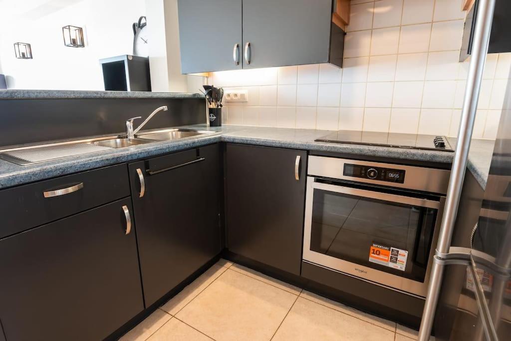 Beautiful apartment with Sea Views and parking