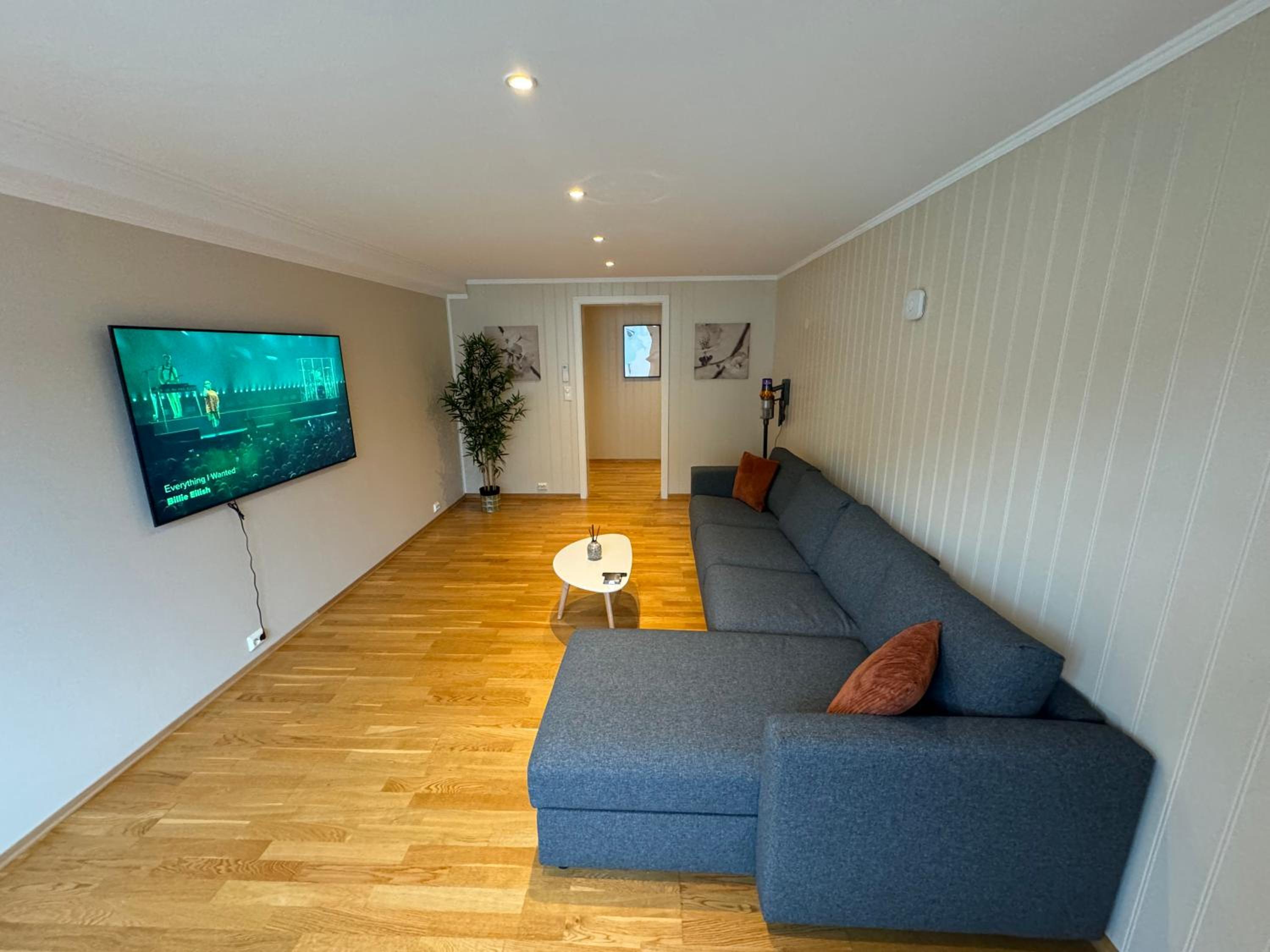 Charming 3-Bedroom Apartment in the Heart of Kristiansund