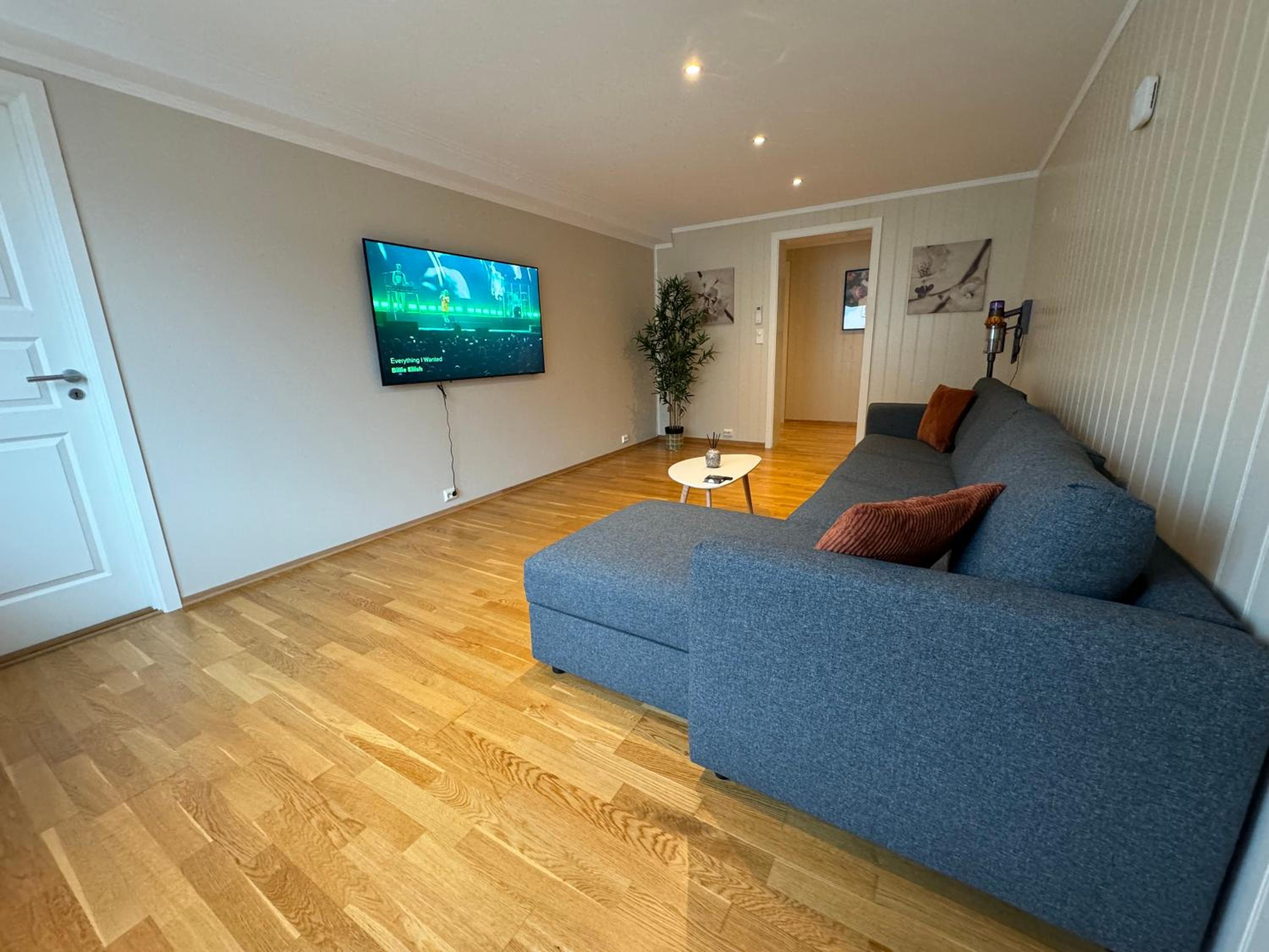 Charming 3-Bedroom Apartment in the Heart of Kristiansund