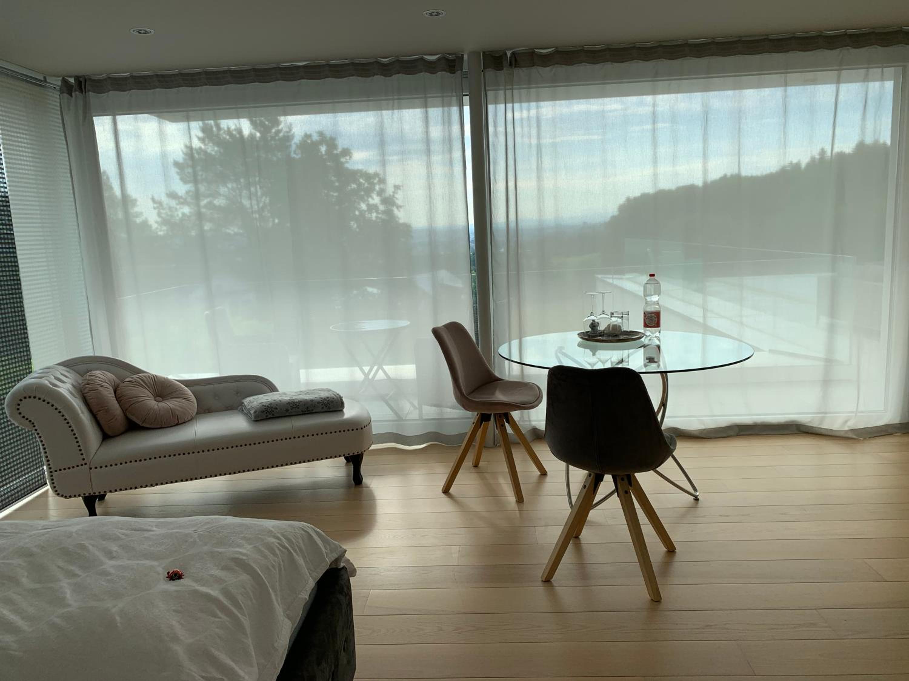 Deluxe Doppelzimmer mit Pool und Aussicht