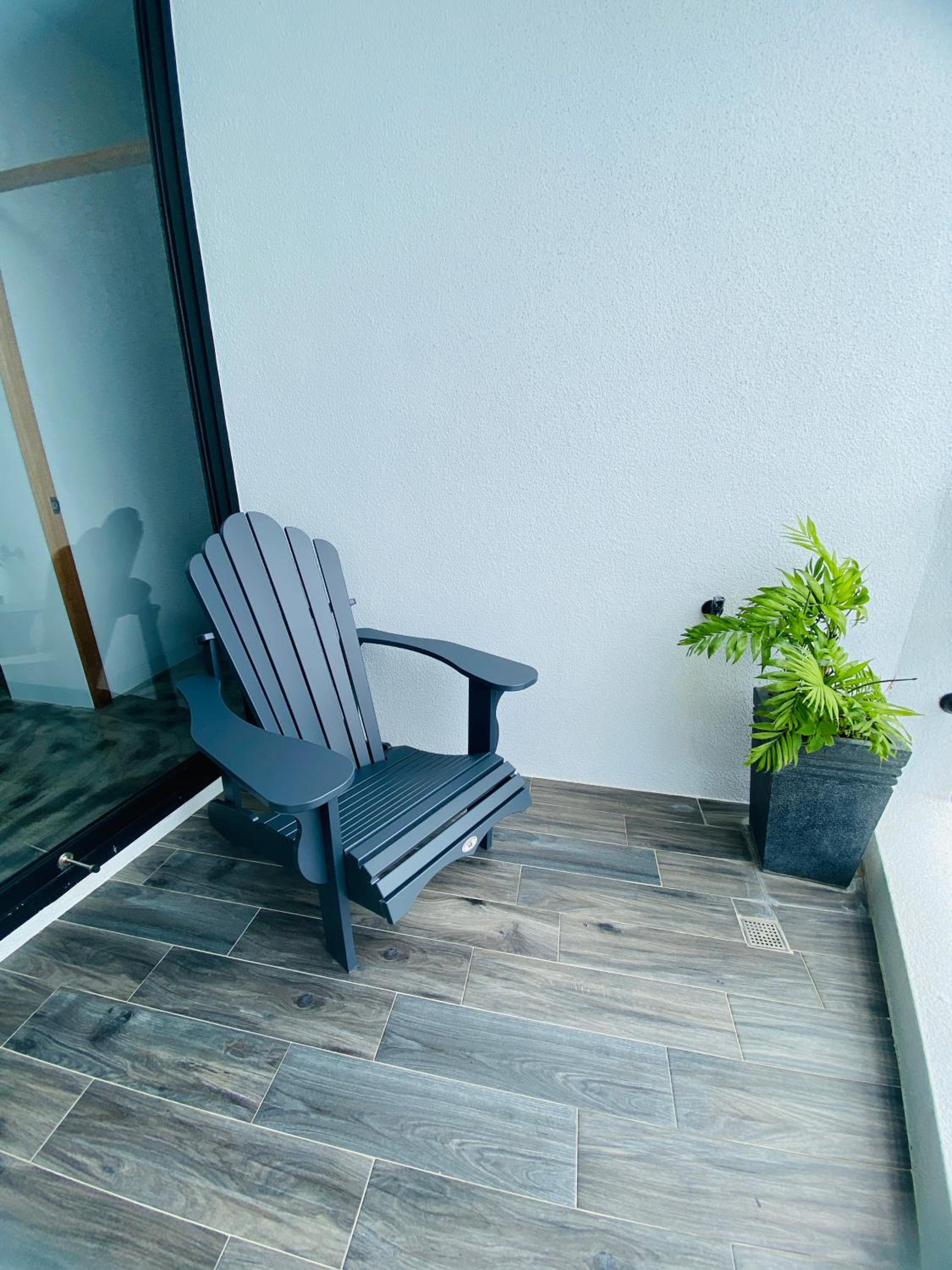 Minimi Inn-Sailrock Beach House